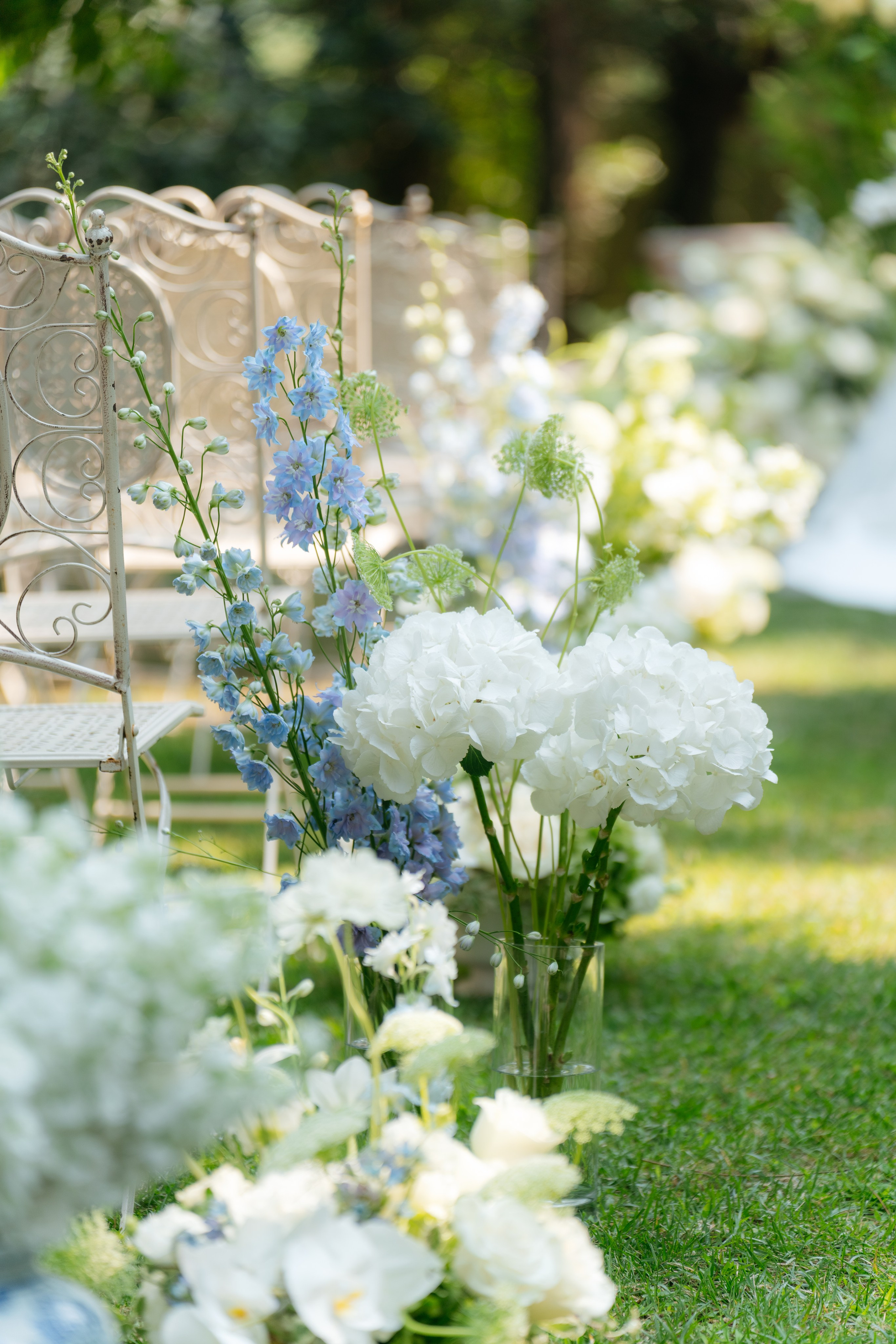 André and Gabrielle | A Timeless Garden Wedding at the Aqueduct