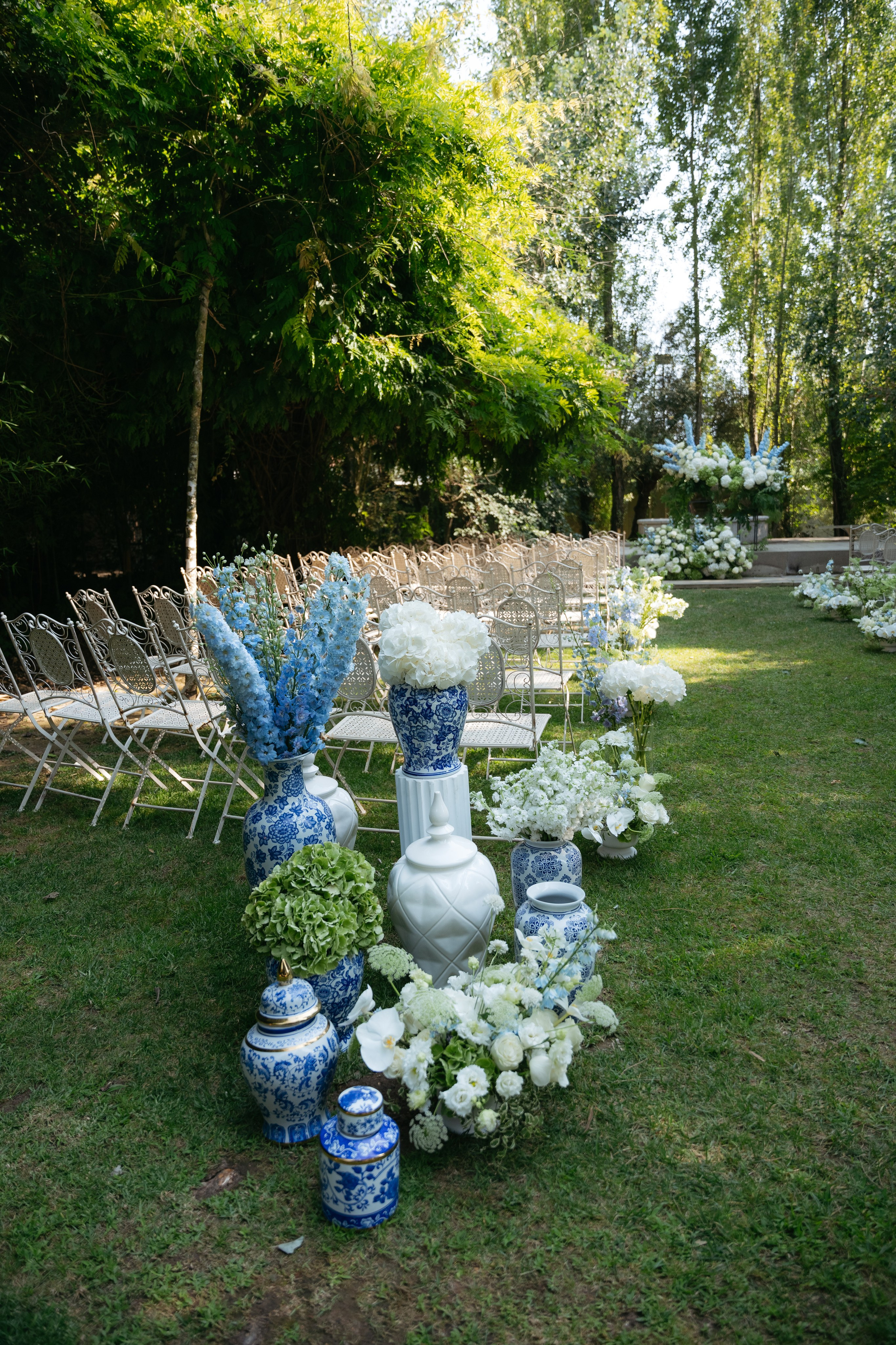 André and Gabrielle | A Timeless Garden Wedding at the Aqueduct