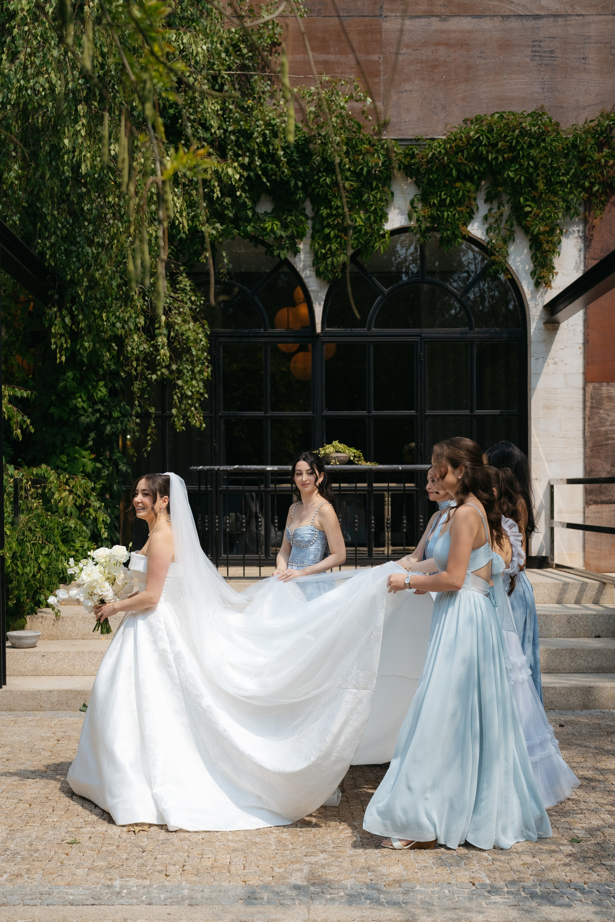 André and Gabrielle | A Timeless Garden Wedding at the Aqueduct