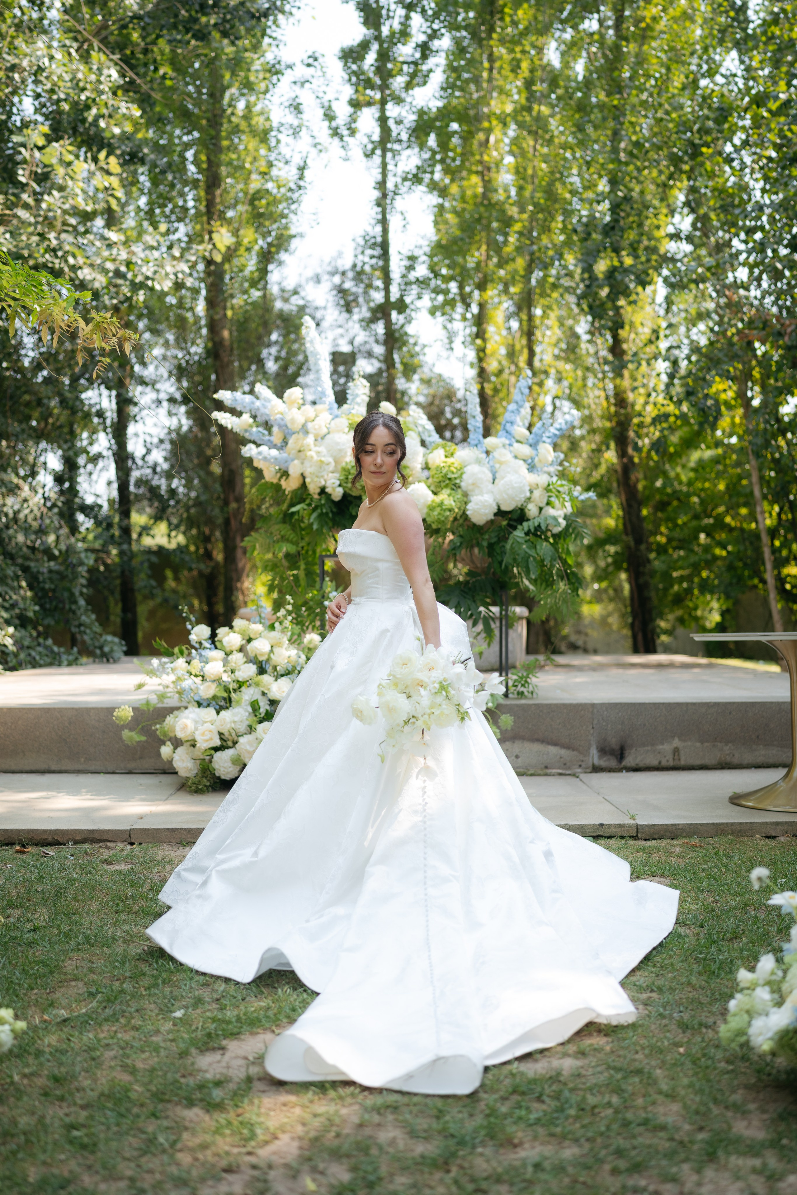 André and Gabrielle | A Timeless Garden Wedding at the Aqueduct