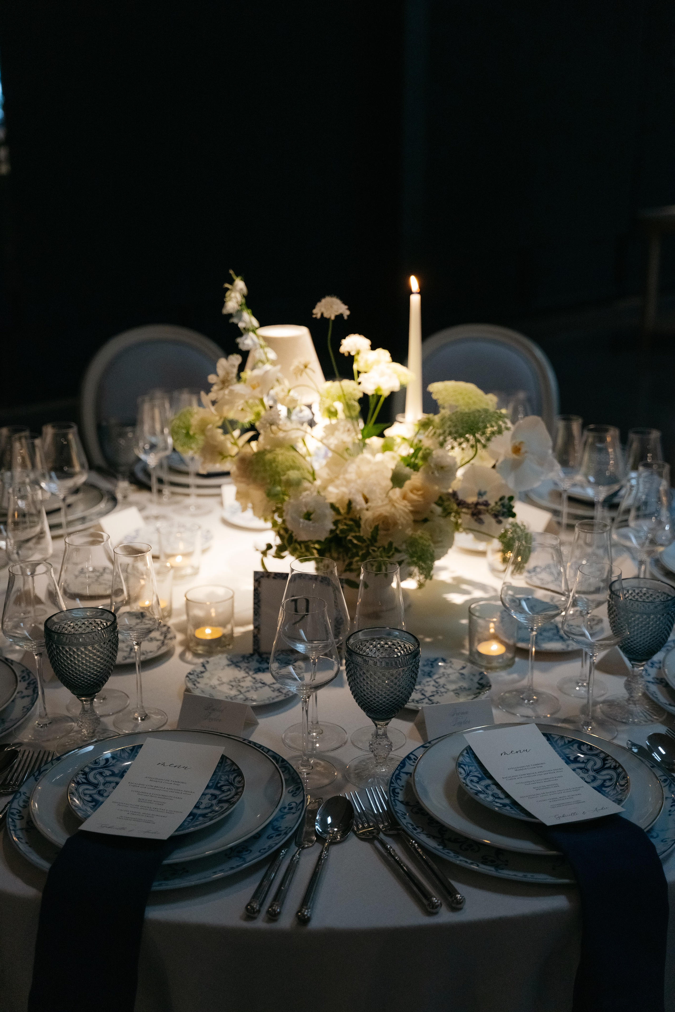 André and Gabrielle | A Timeless Garden Wedding at the Aqueduct