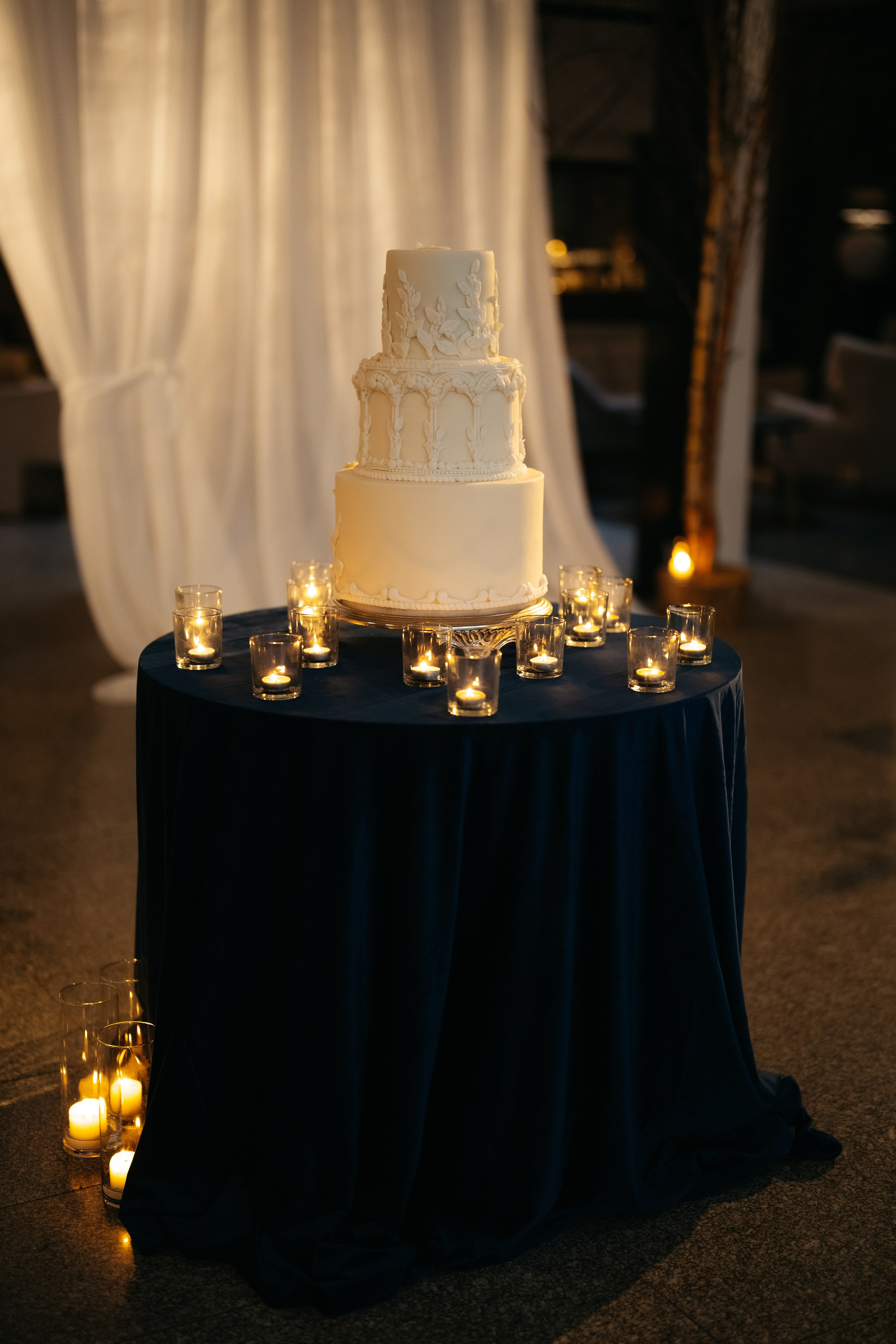 André and Gabrielle | A Timeless Garden Wedding at the Aqueduct