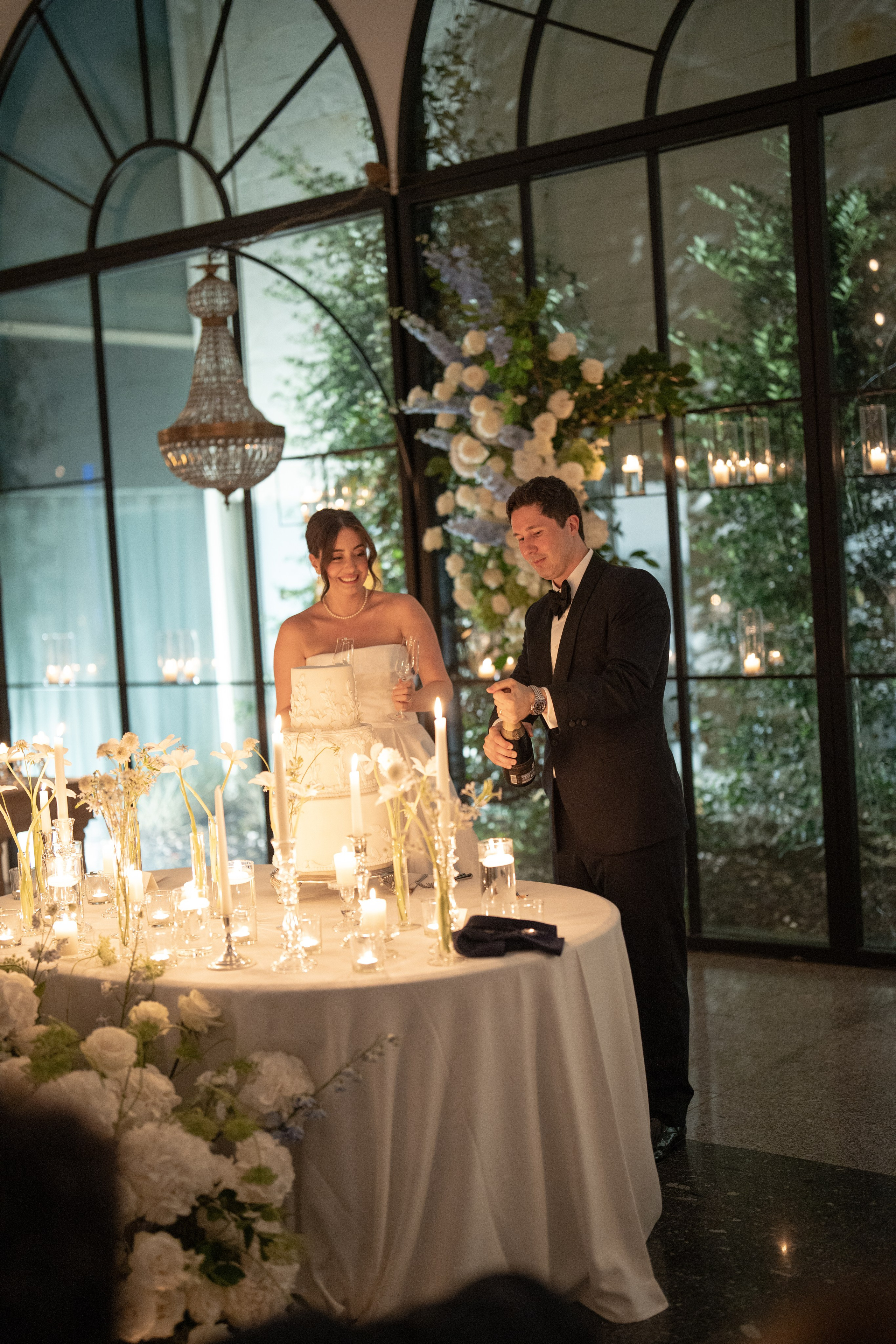 André and Gabrielle | A Timeless Garden Wedding at the Aqueduct