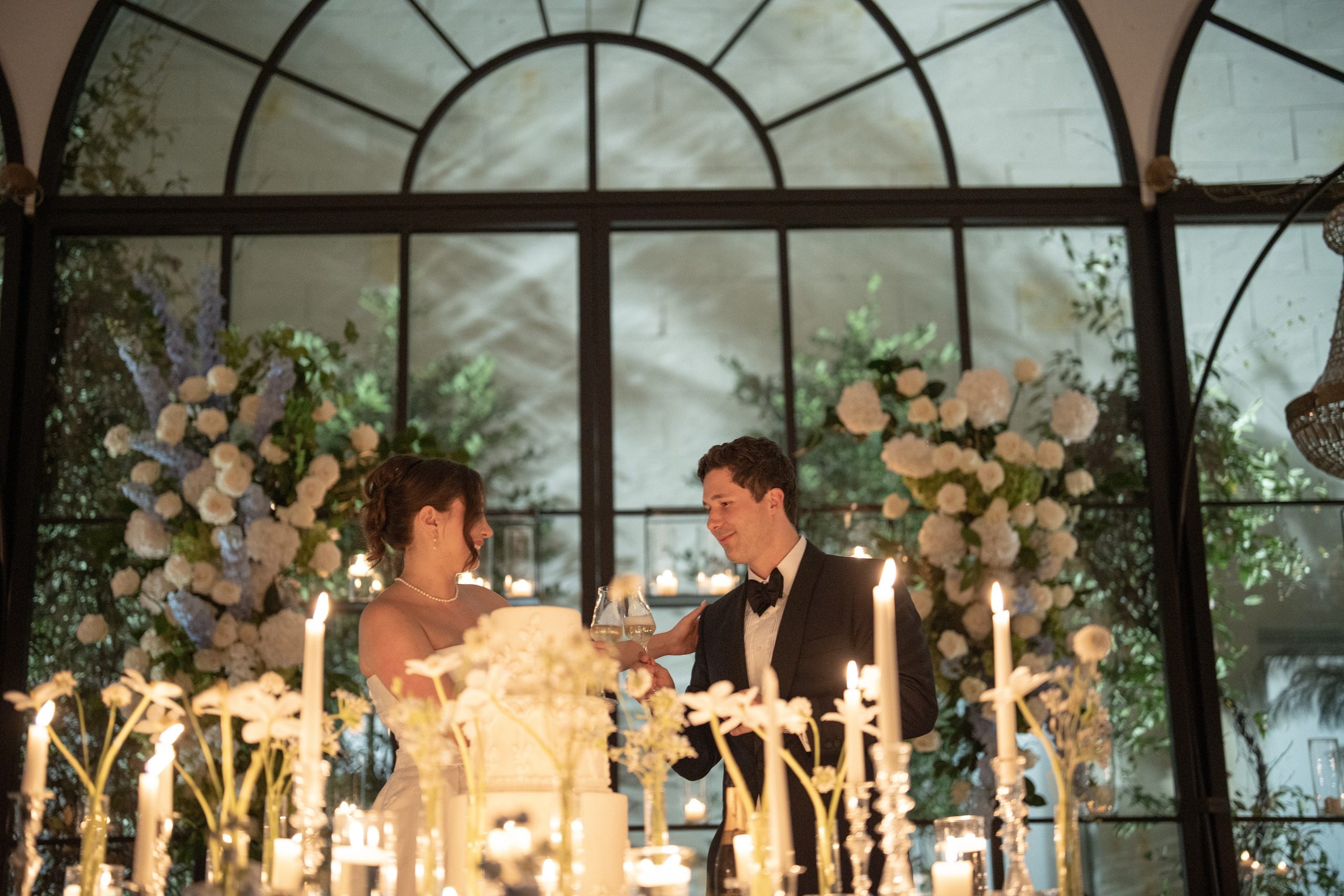 André and Gabrielle | A Timeless Garden Wedding at the Aqueduct
