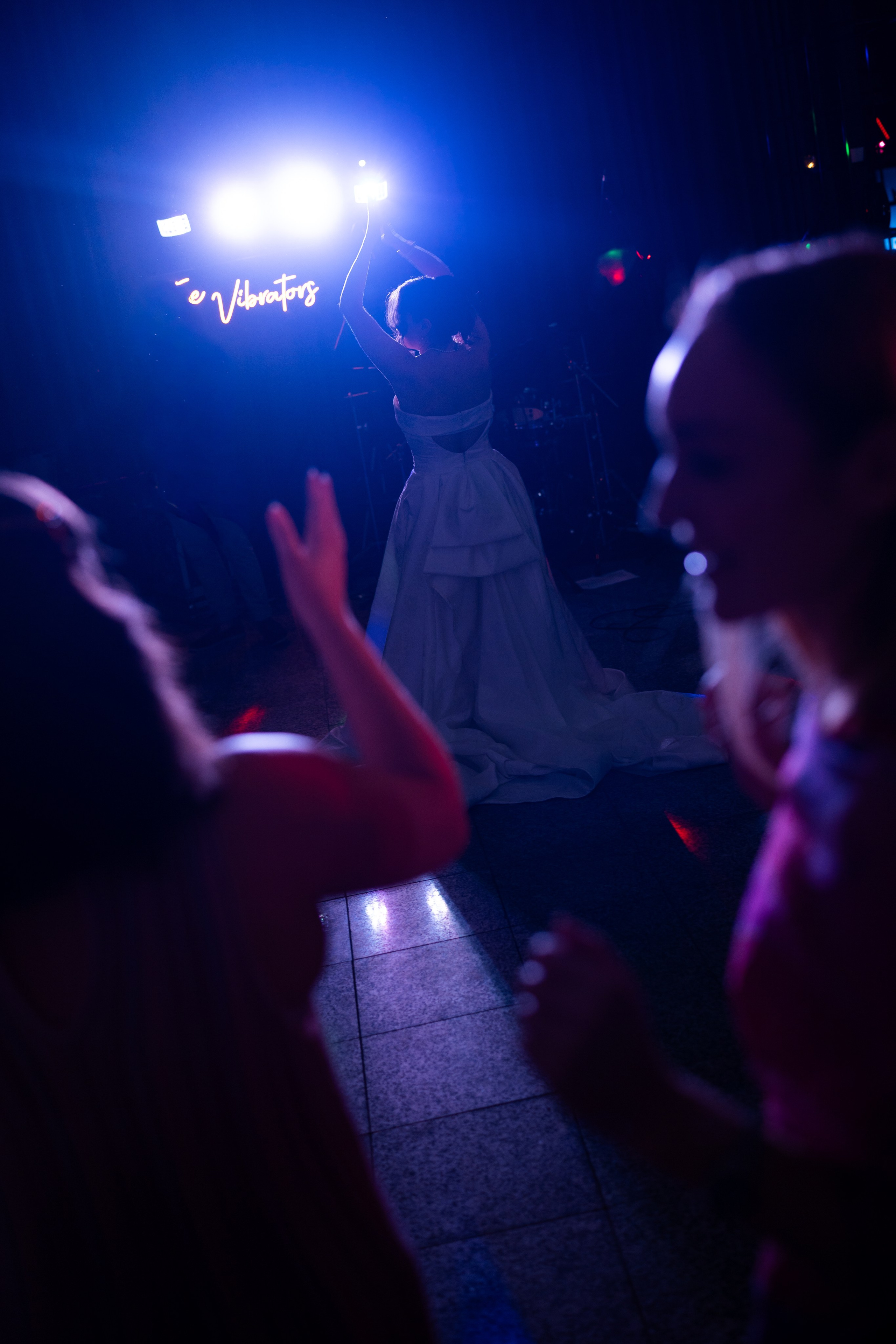 André and Gabrielle | A Timeless Garden Wedding at the Aqueduct