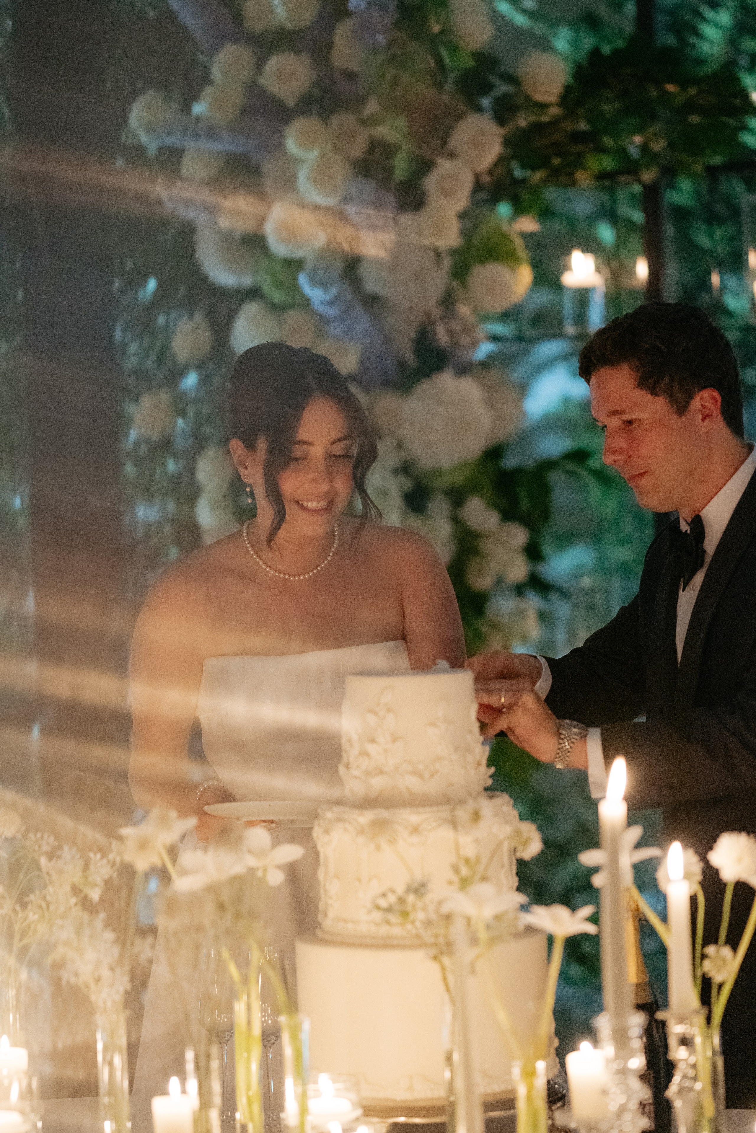 André and Gabrielle | A Timeless Garden Wedding at the Aqueduct