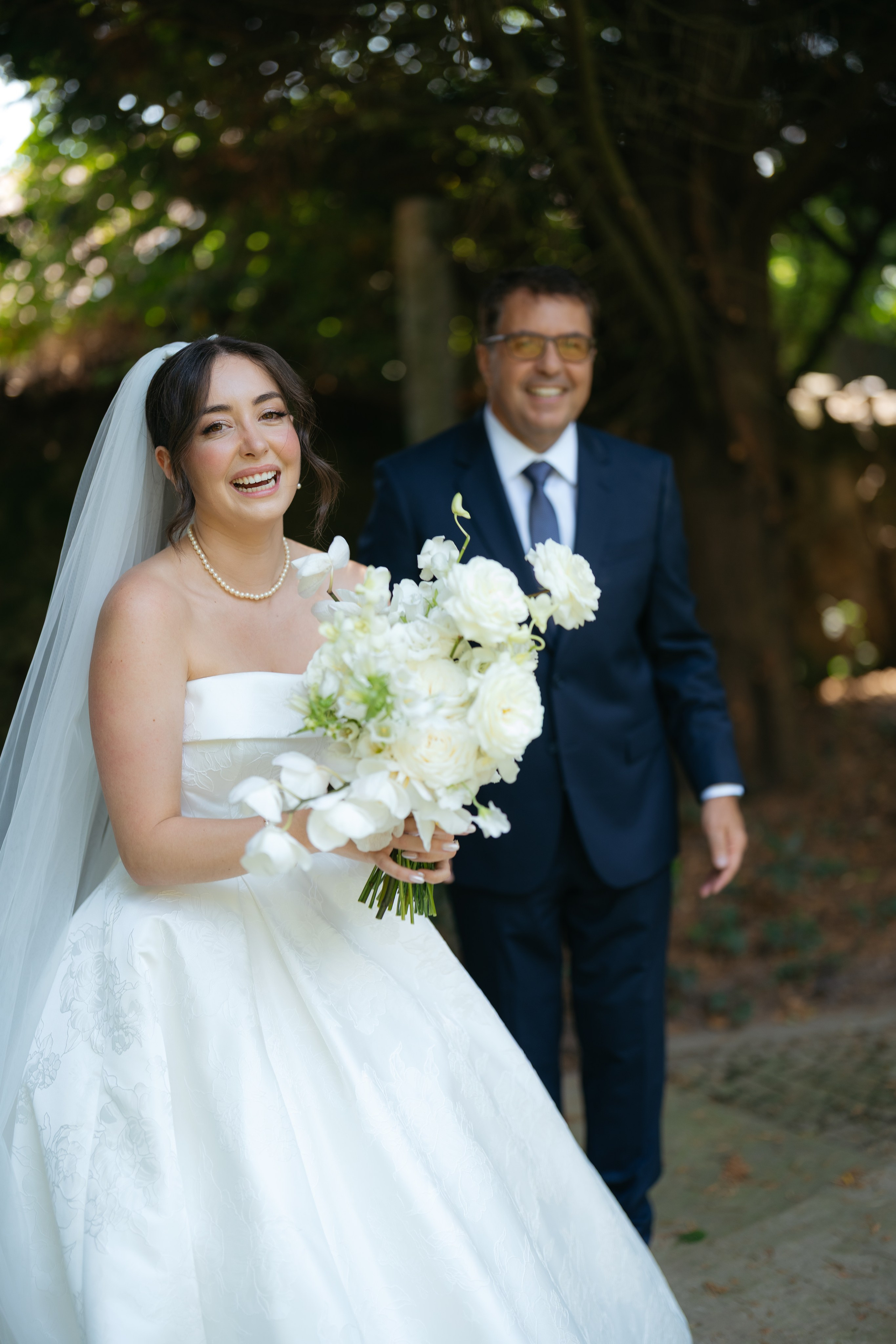 André and Gabrielle | A Timeless Garden Wedding at the Aqueduct