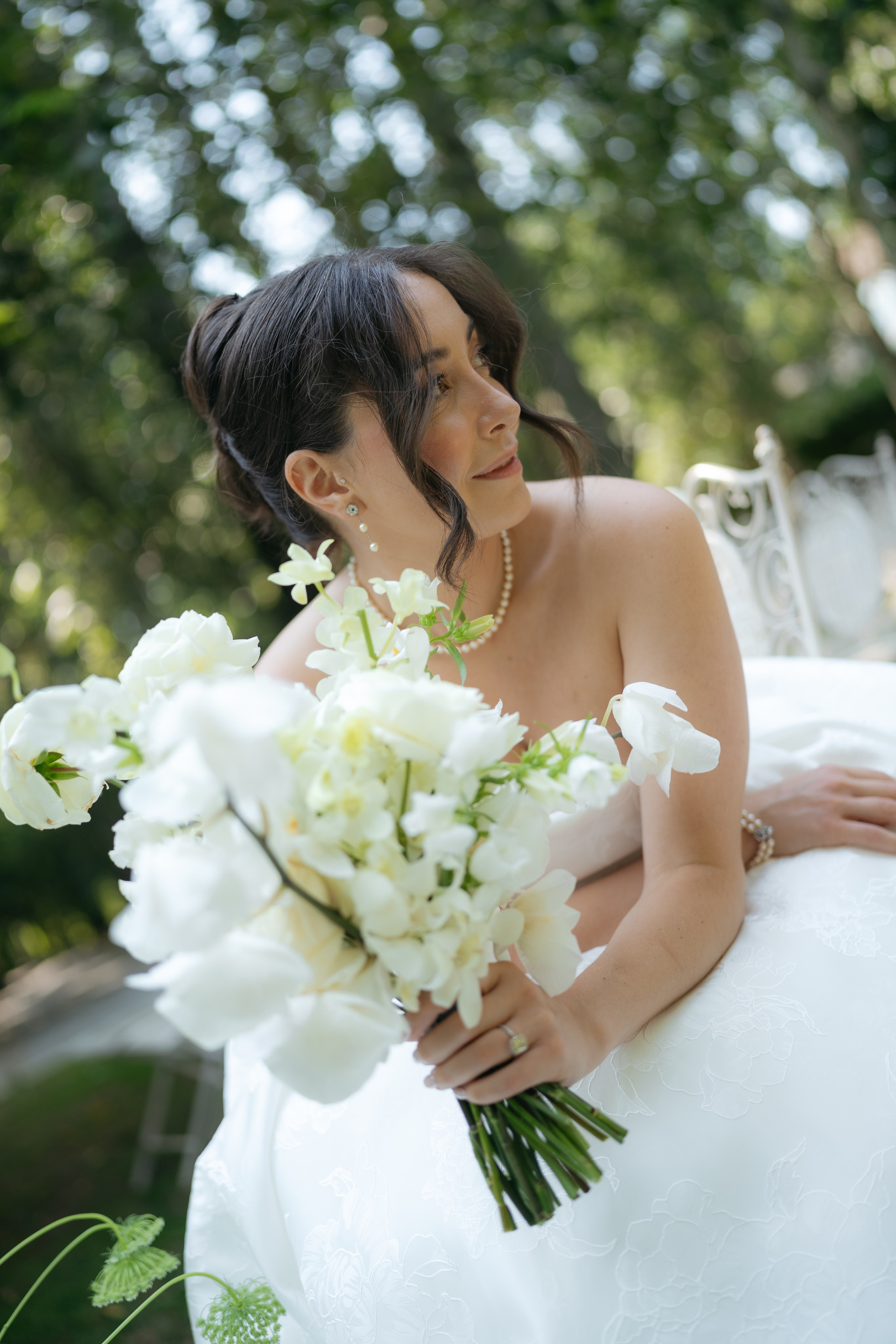 André and Gabrielle | A Timeless Garden Wedding at the Aqueduct