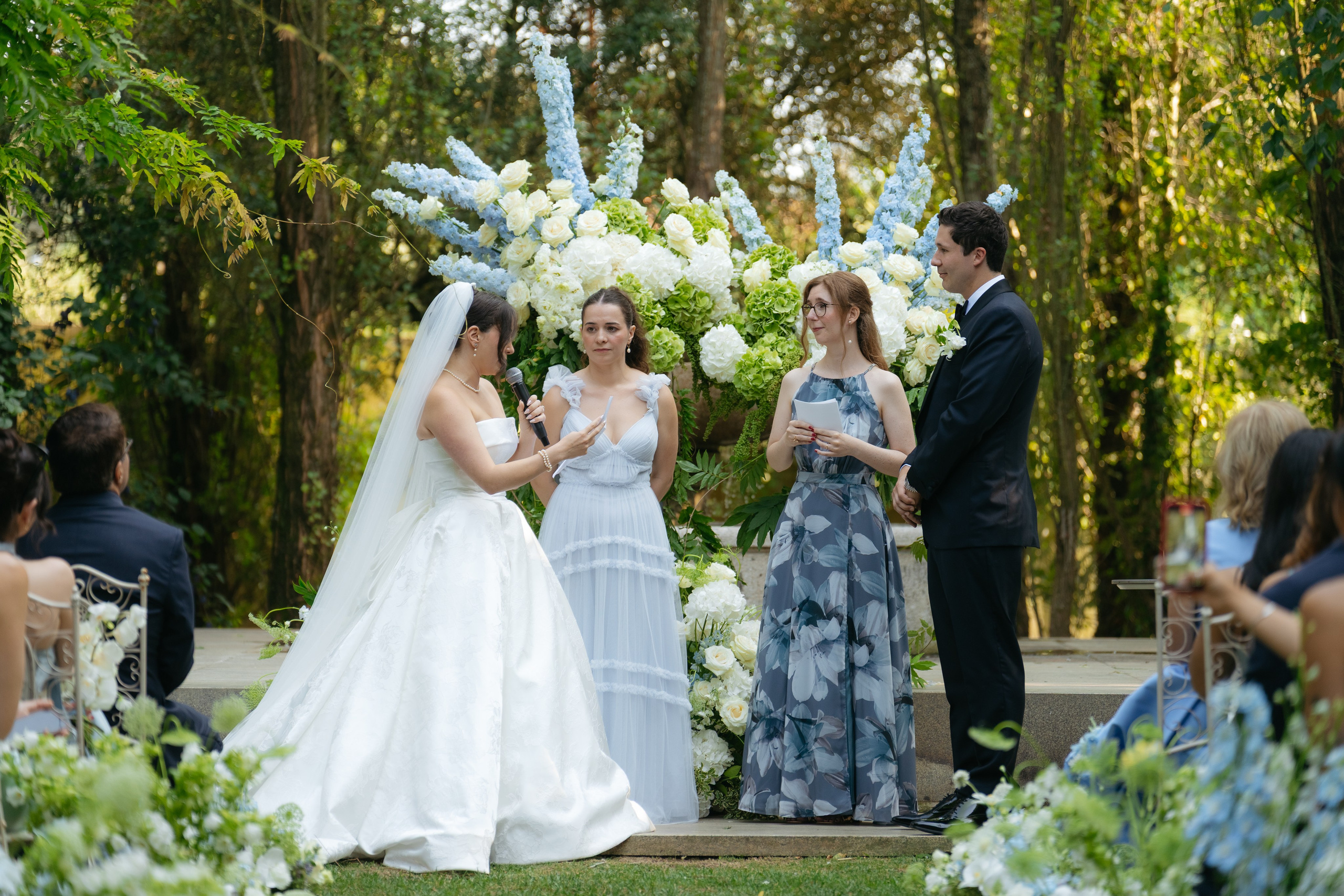 André and Gabrielle | A Timeless Garden Wedding at the Aqueduct