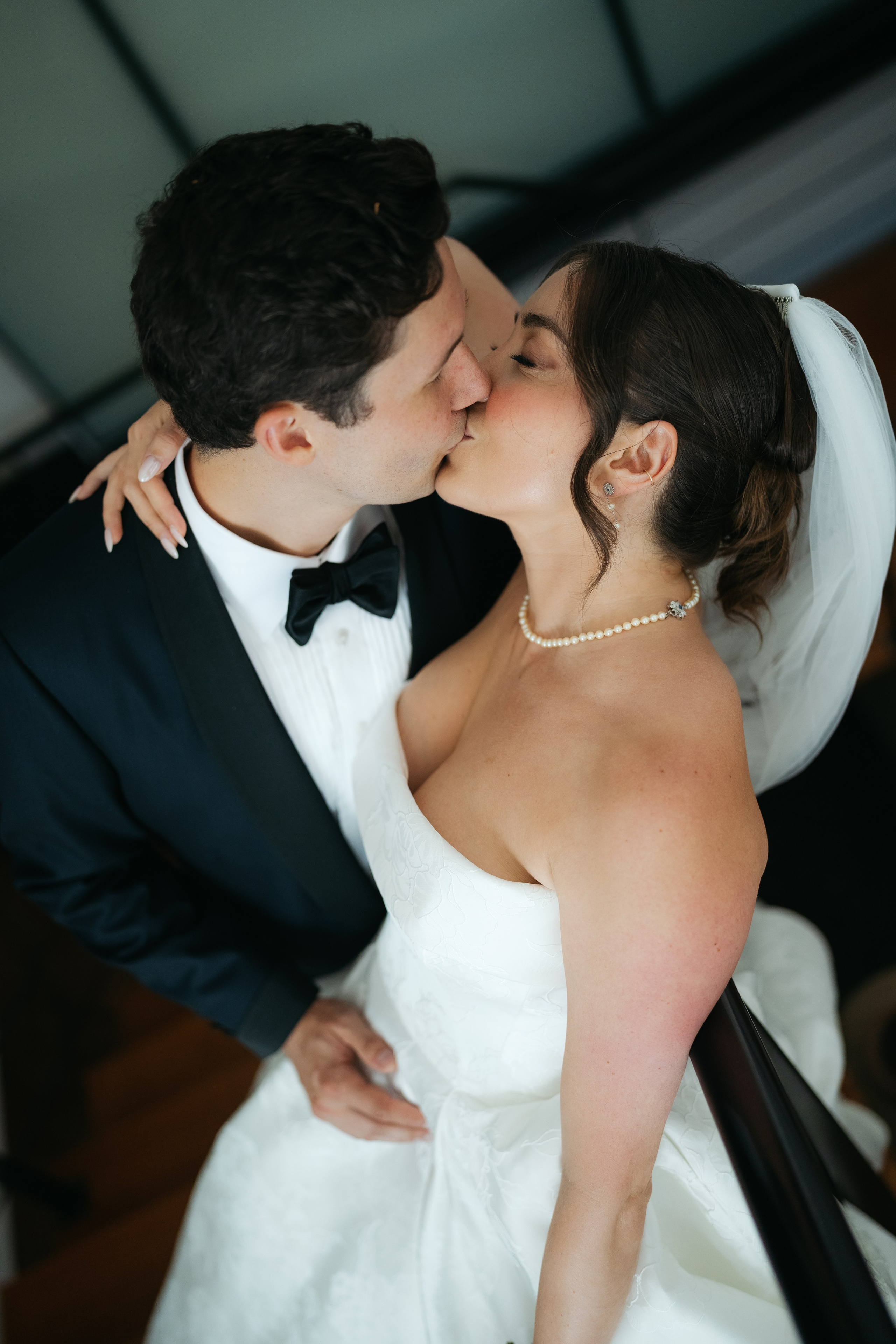 André and Gabrielle | A Timeless Garden Wedding at the Aqueduct