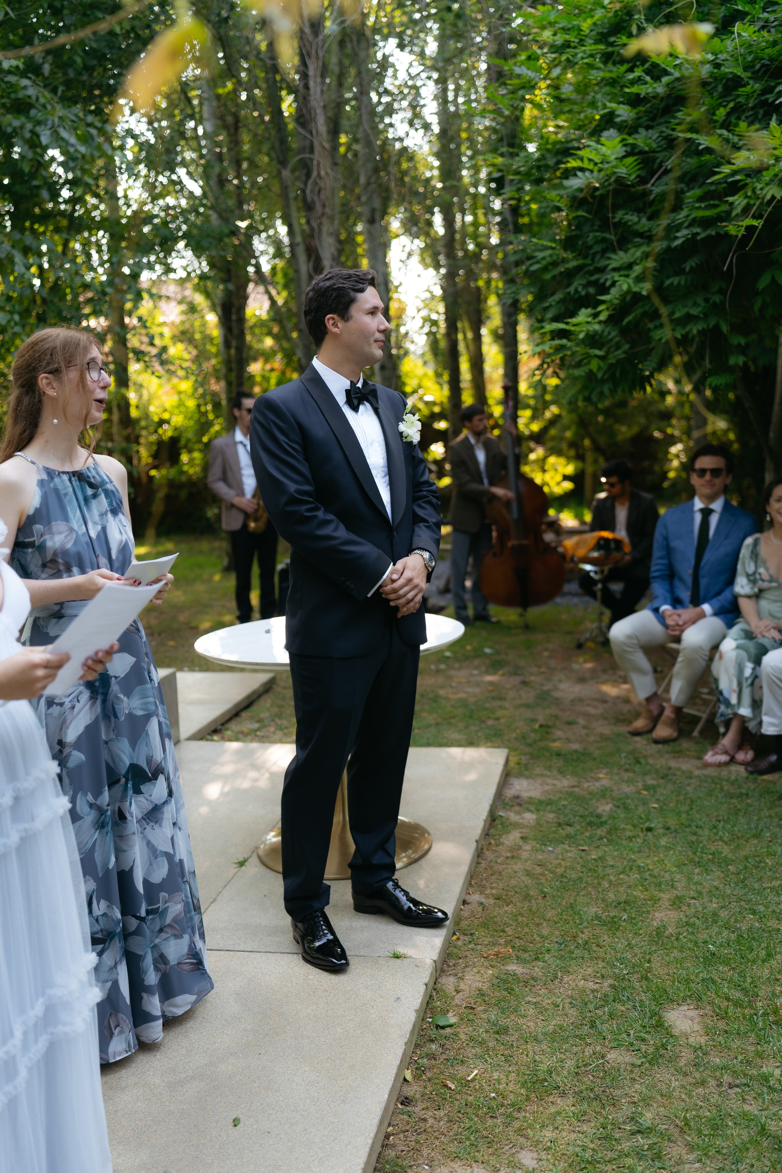 André and Gabrielle | A Timeless Garden Wedding at the Aqueduct