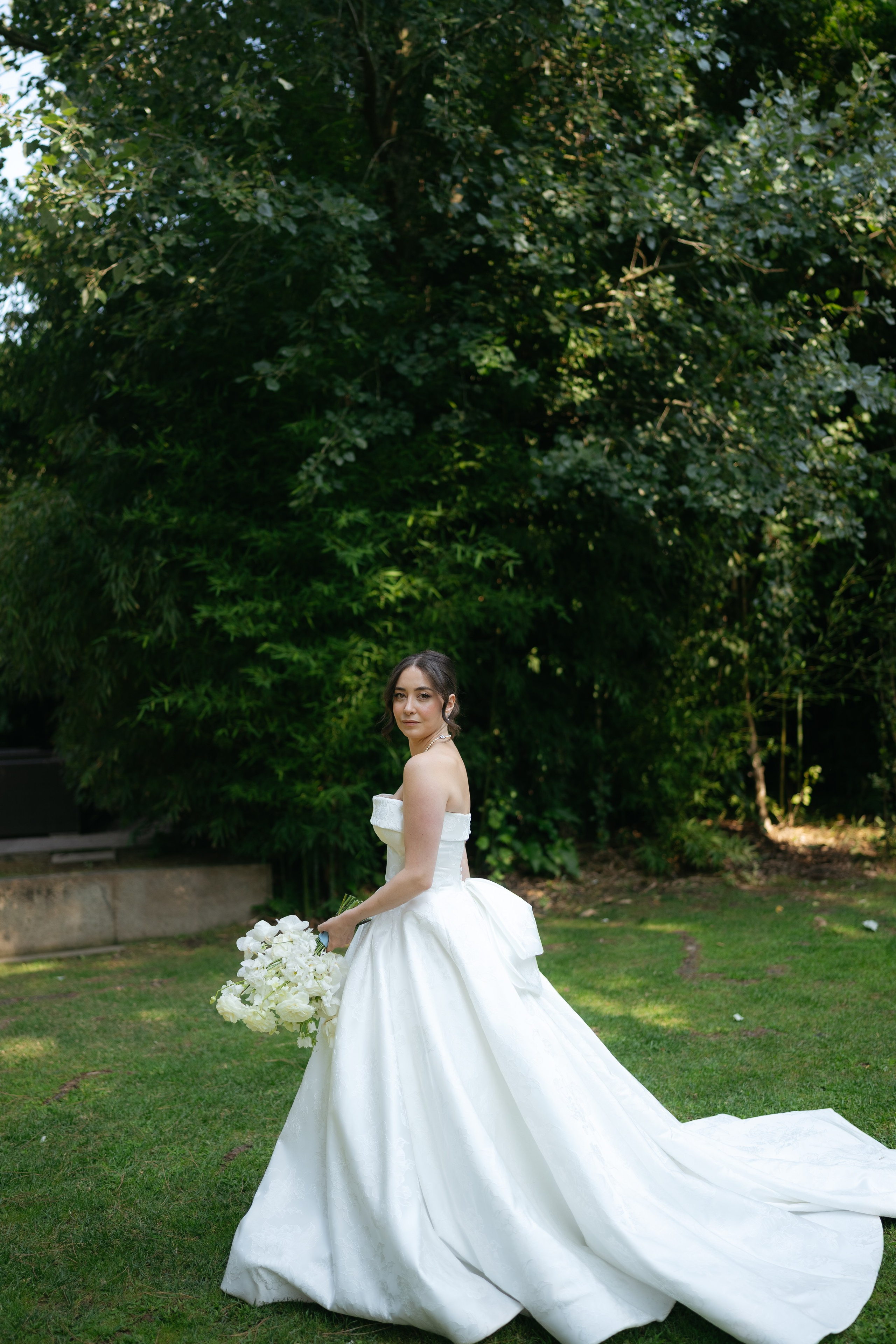 André and Gabrielle | A Timeless Garden Wedding at the Aqueduct