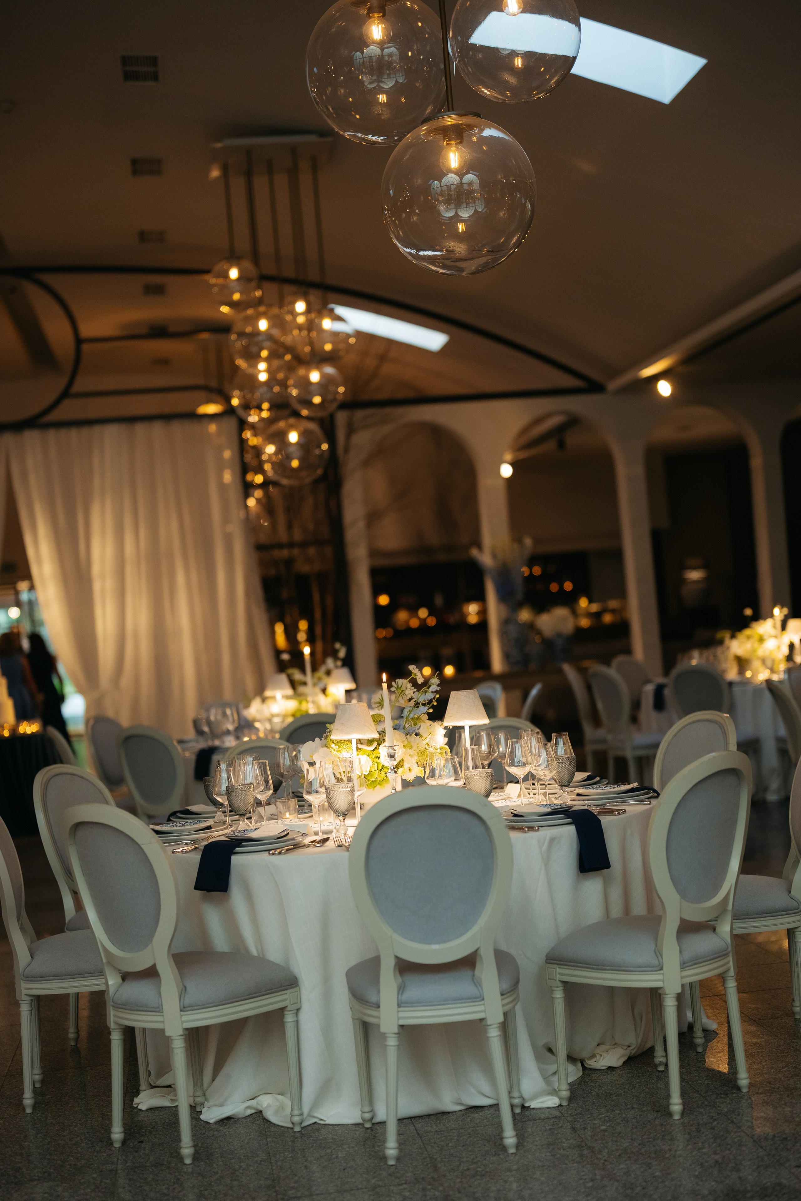 André and Gabrielle | A Timeless Garden Wedding at the Aqueduct
