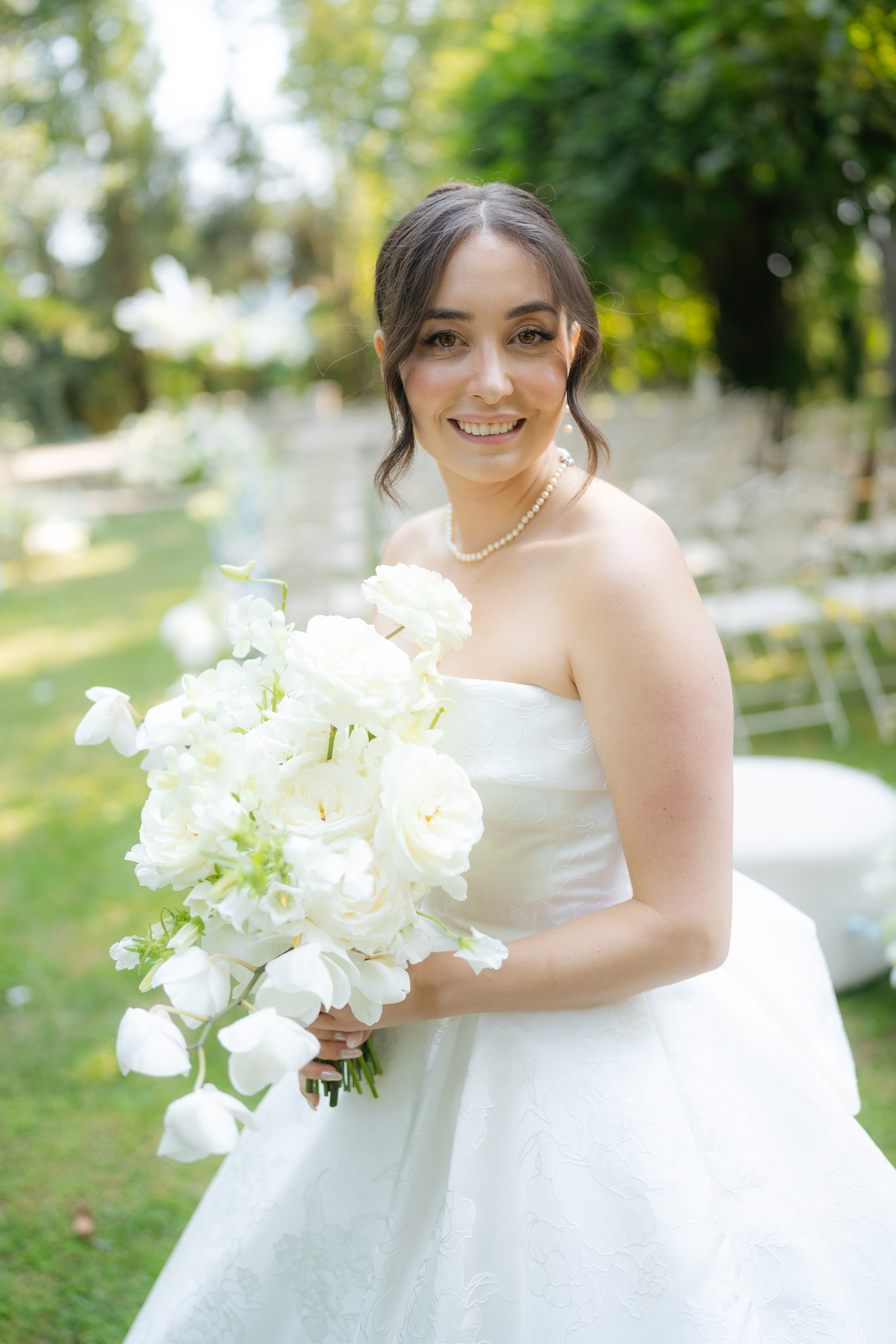 André and Gabrielle | A Timeless Garden Wedding at the Aqueduct