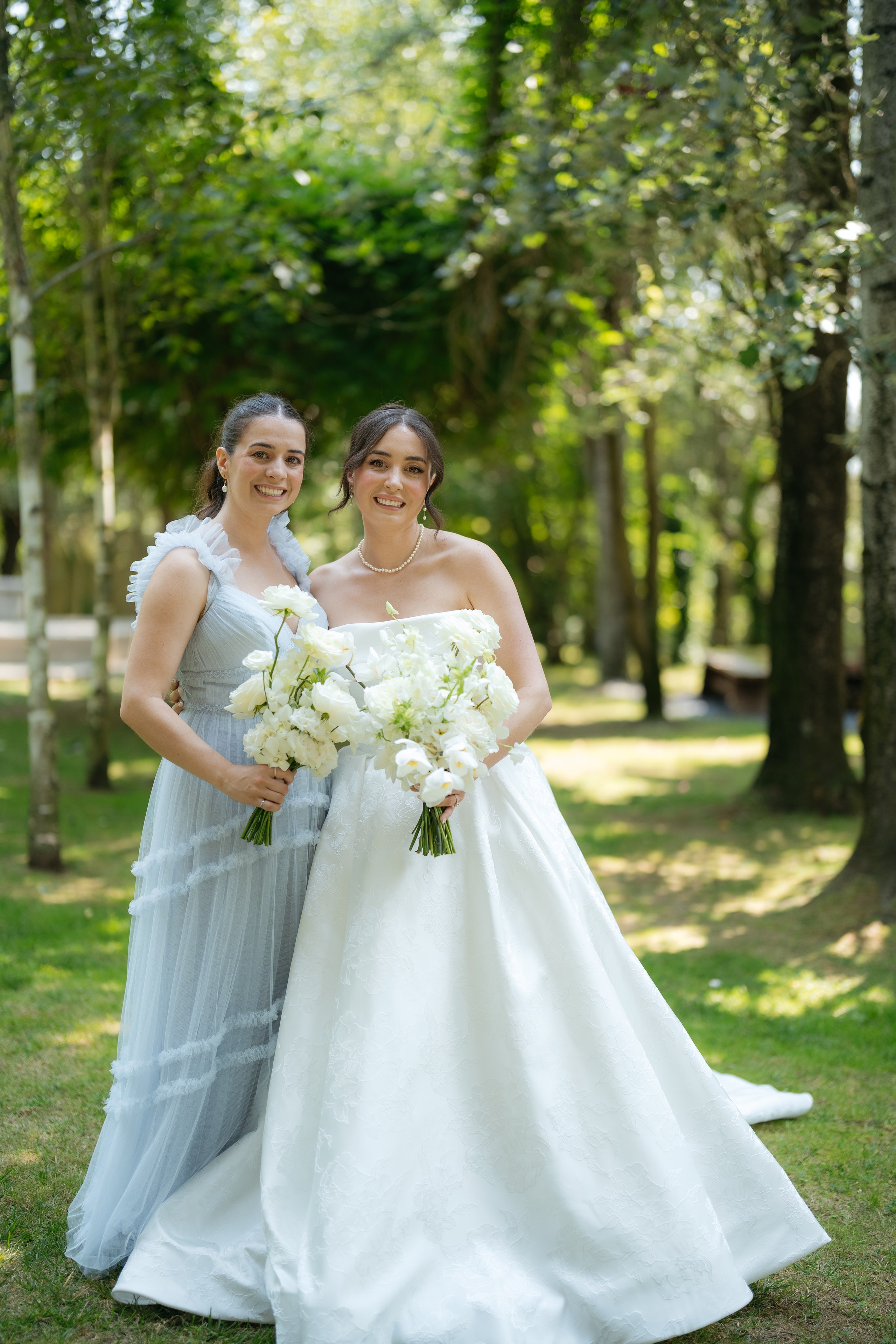 André and Gabrielle | A Timeless Garden Wedding at the Aqueduct
