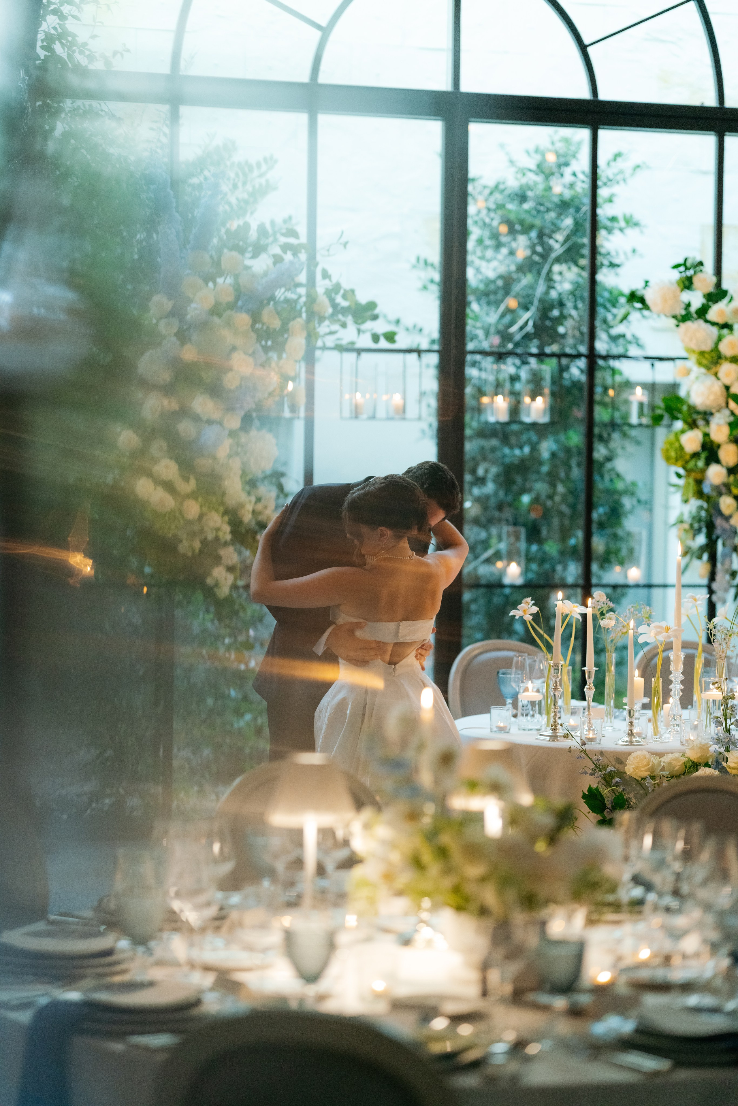 André and Gabrielle | A Timeless Garden Wedding at the Aqueduct
