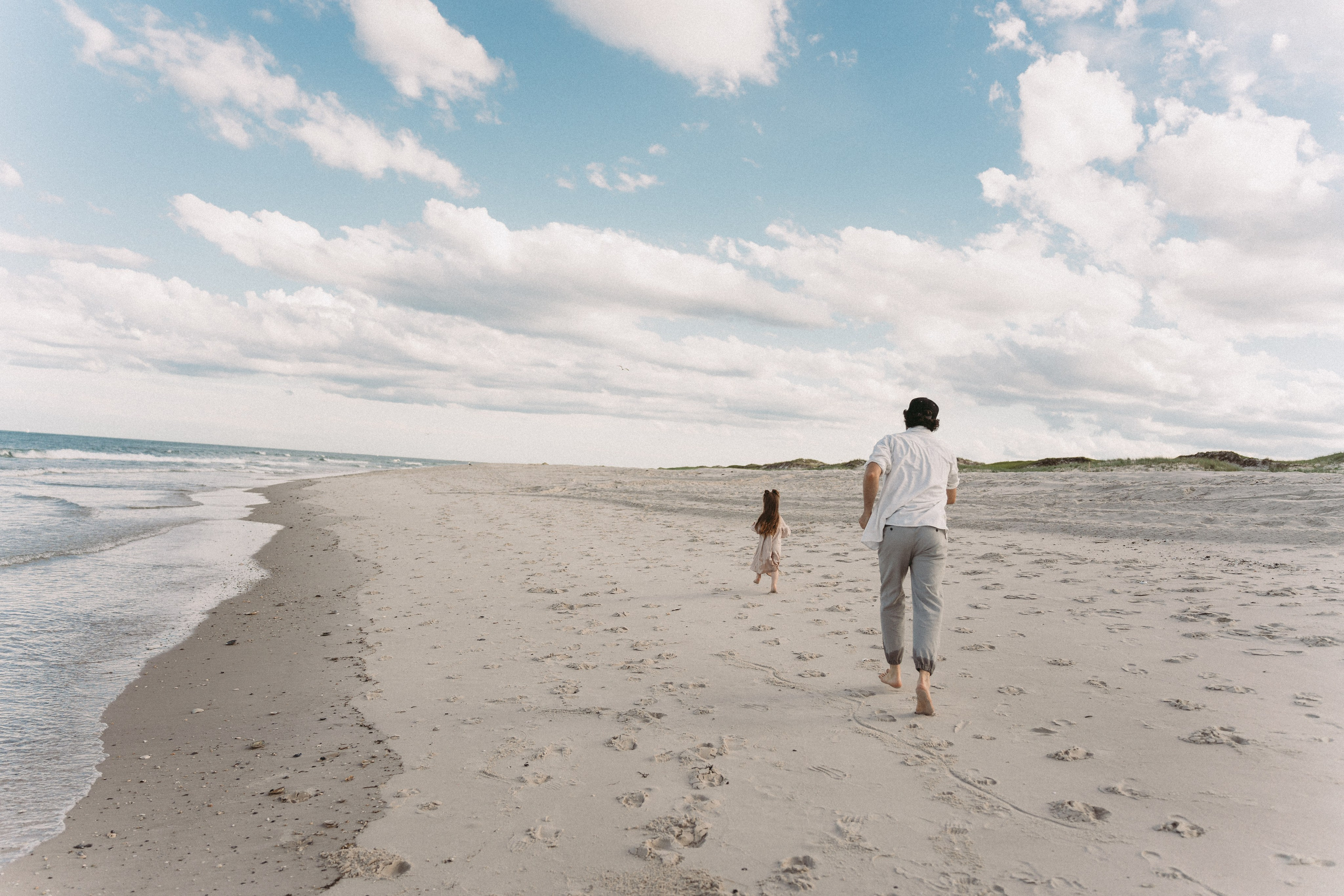 Alexia&Alex. Ocean. Wedding and family photographer and videographer PA, NJ, NY, DE, MD