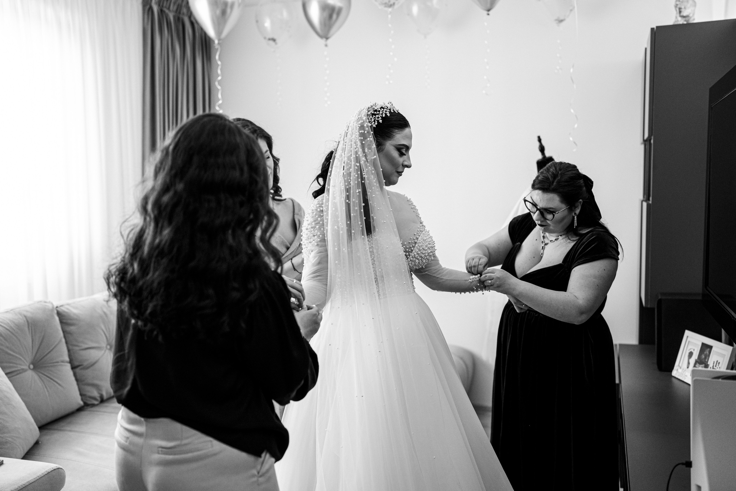 Nuntă - Gabriela și Alexandru. ALB — Alexandru-Laurențiu Bîrsan | Fotograf în București