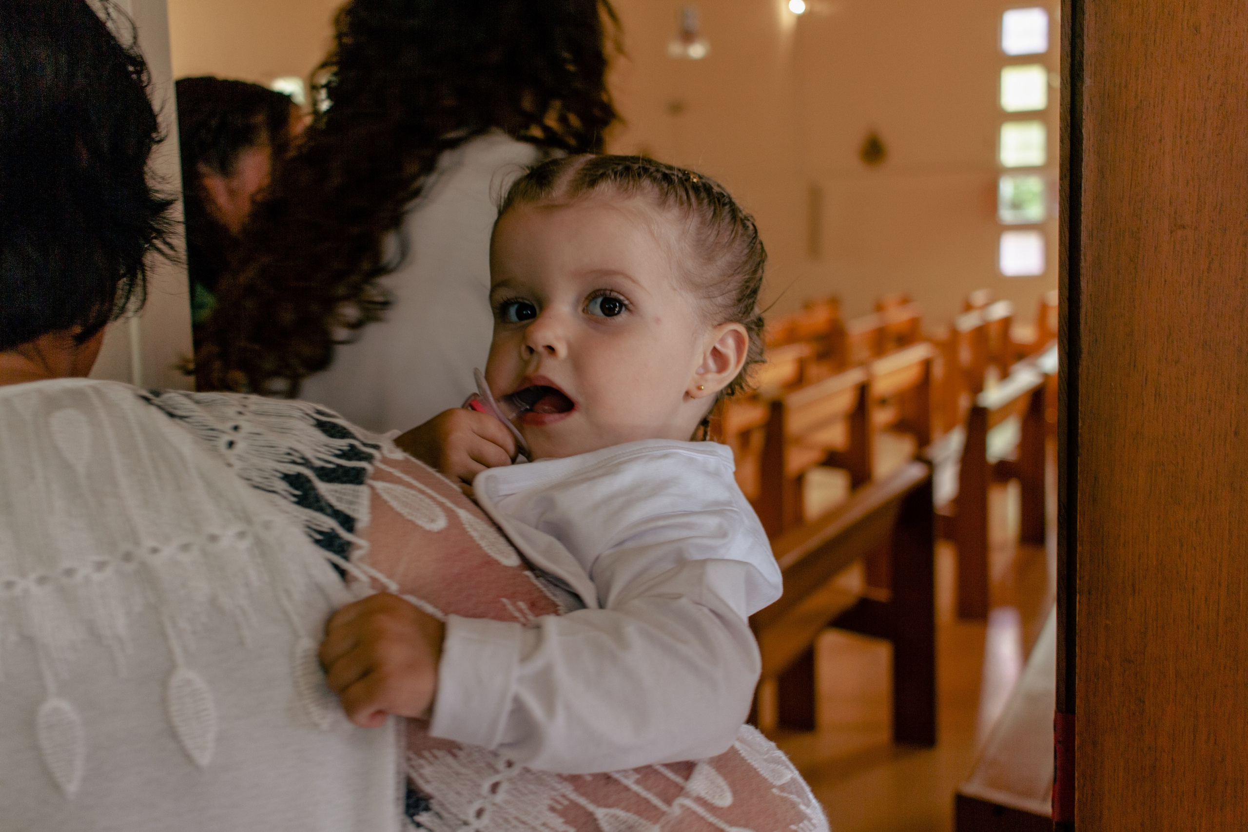 Julia et Shanna | Baptême. Studio photo « Partage ton bonheur » – Photographe famille près de Châtellerault, Poitiers et Tours