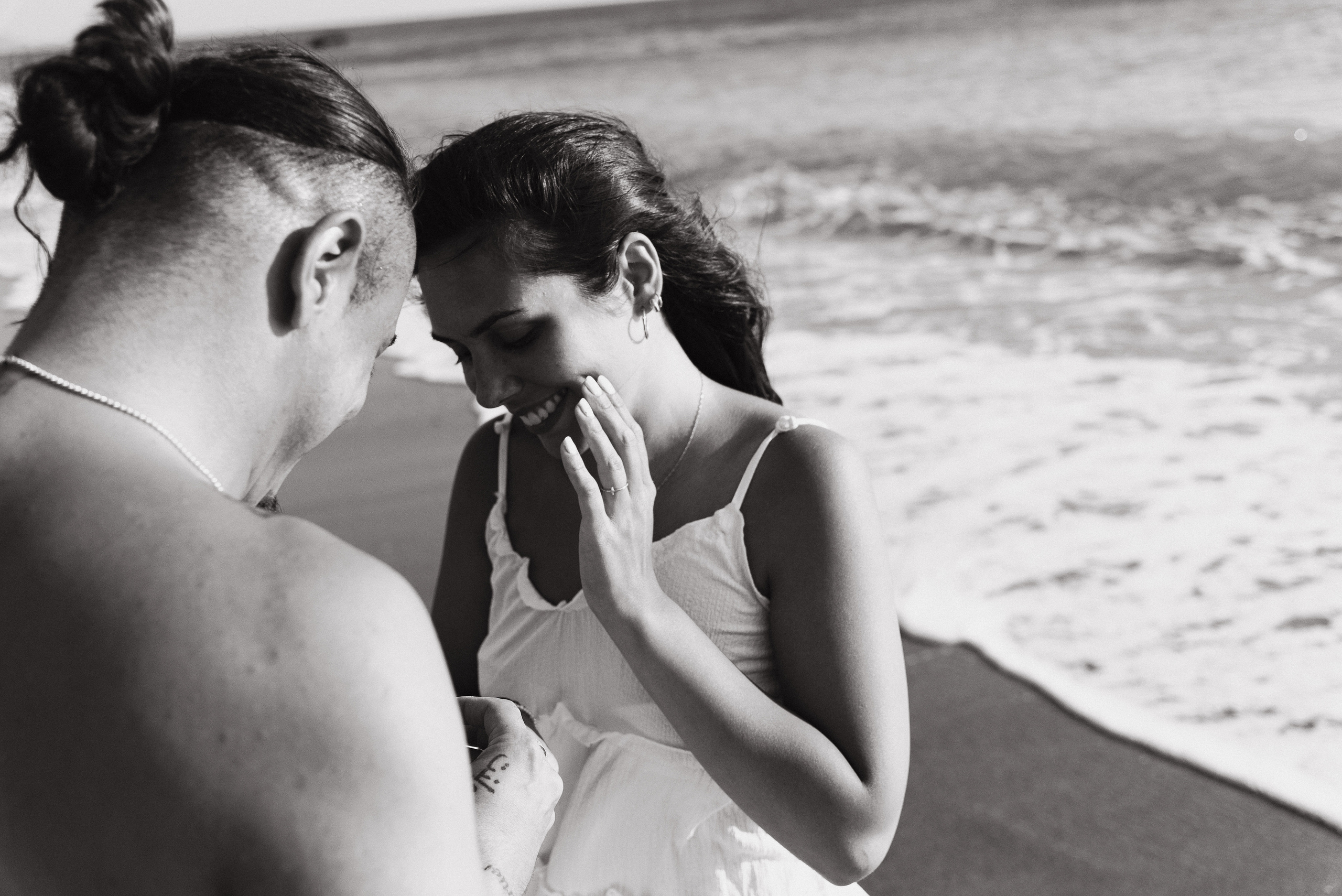 Love Story. Photographer In Heraklion — Flying Dresses Photographer In Crete