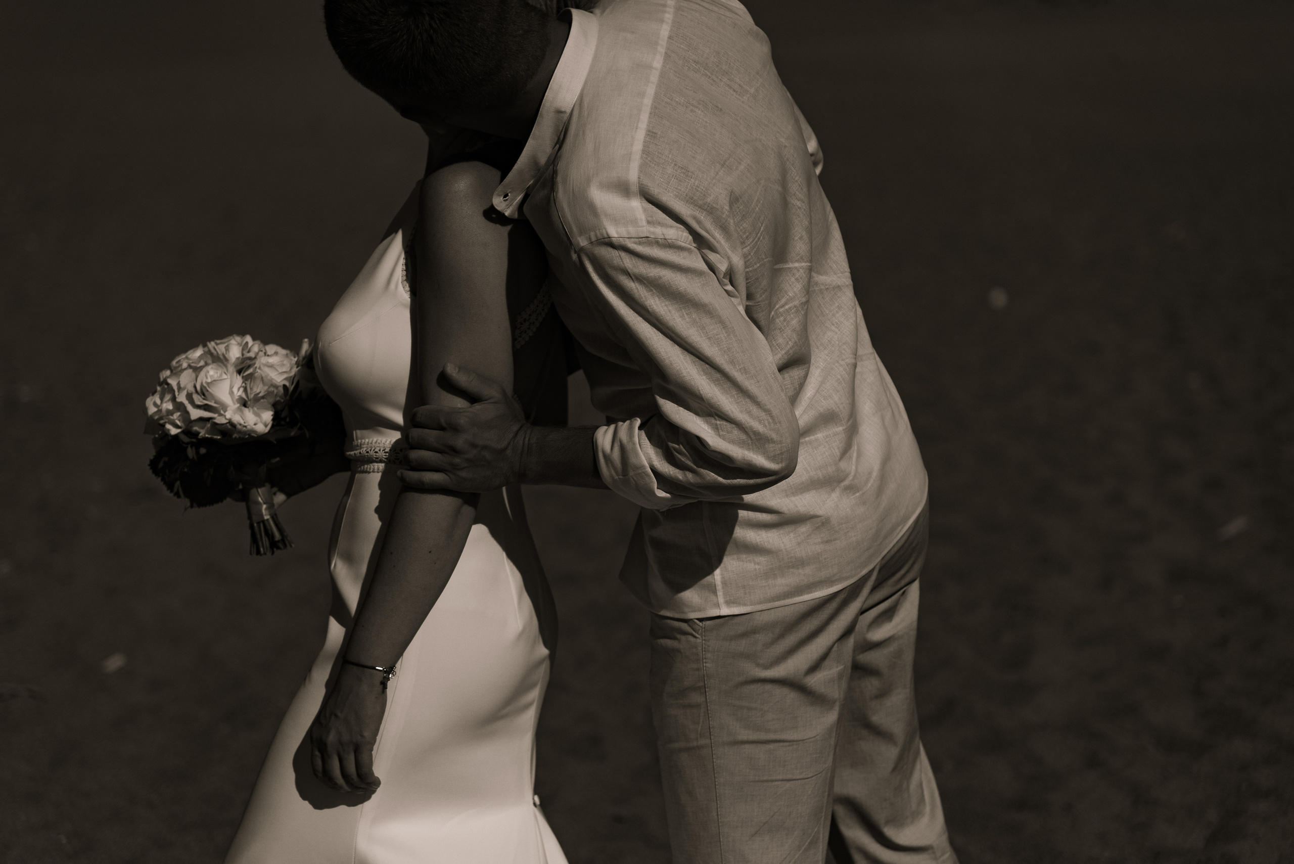 Wedding photo in black and white in Crete