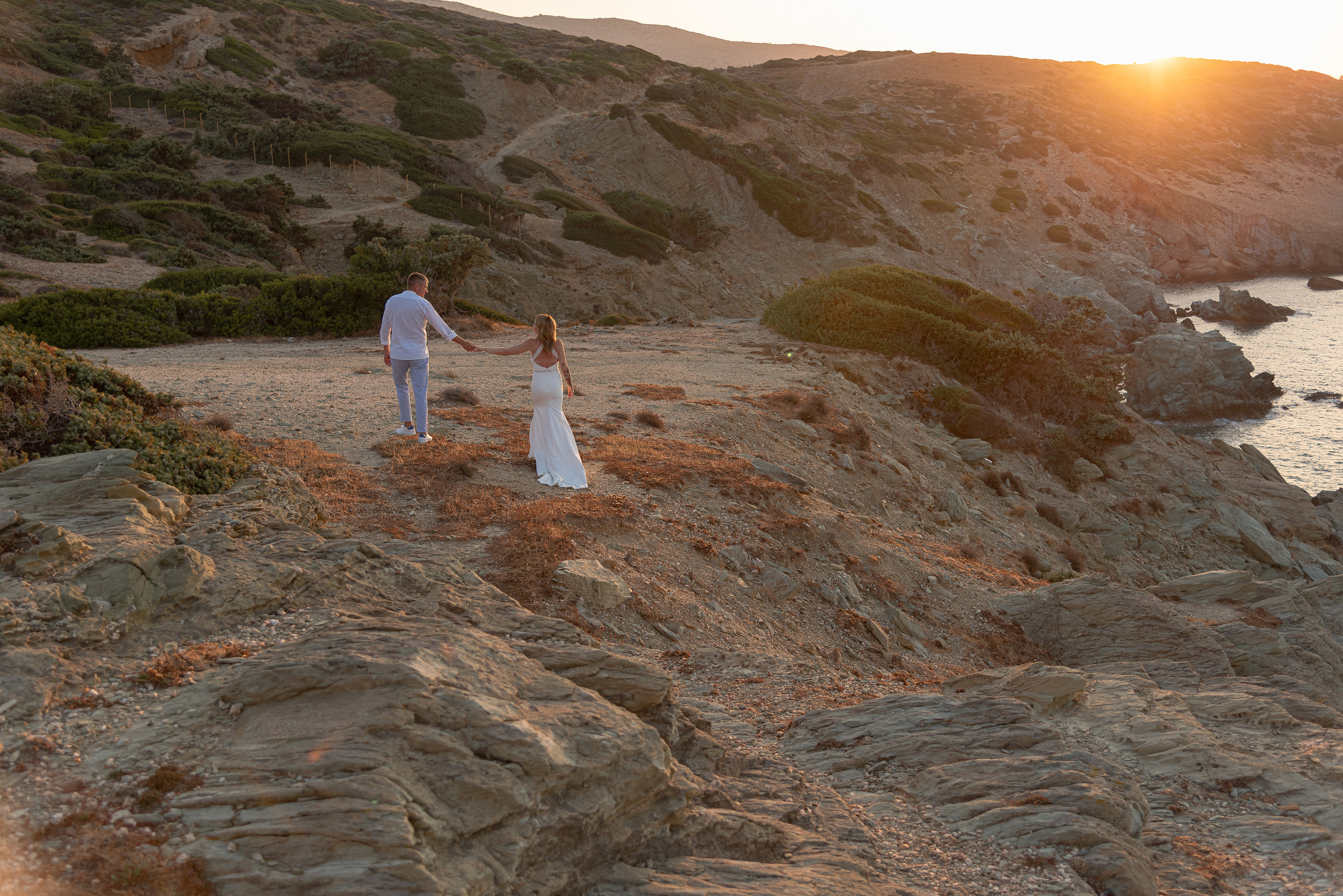 Wedding photographer in Crete photo shoot in the mountains at sunset