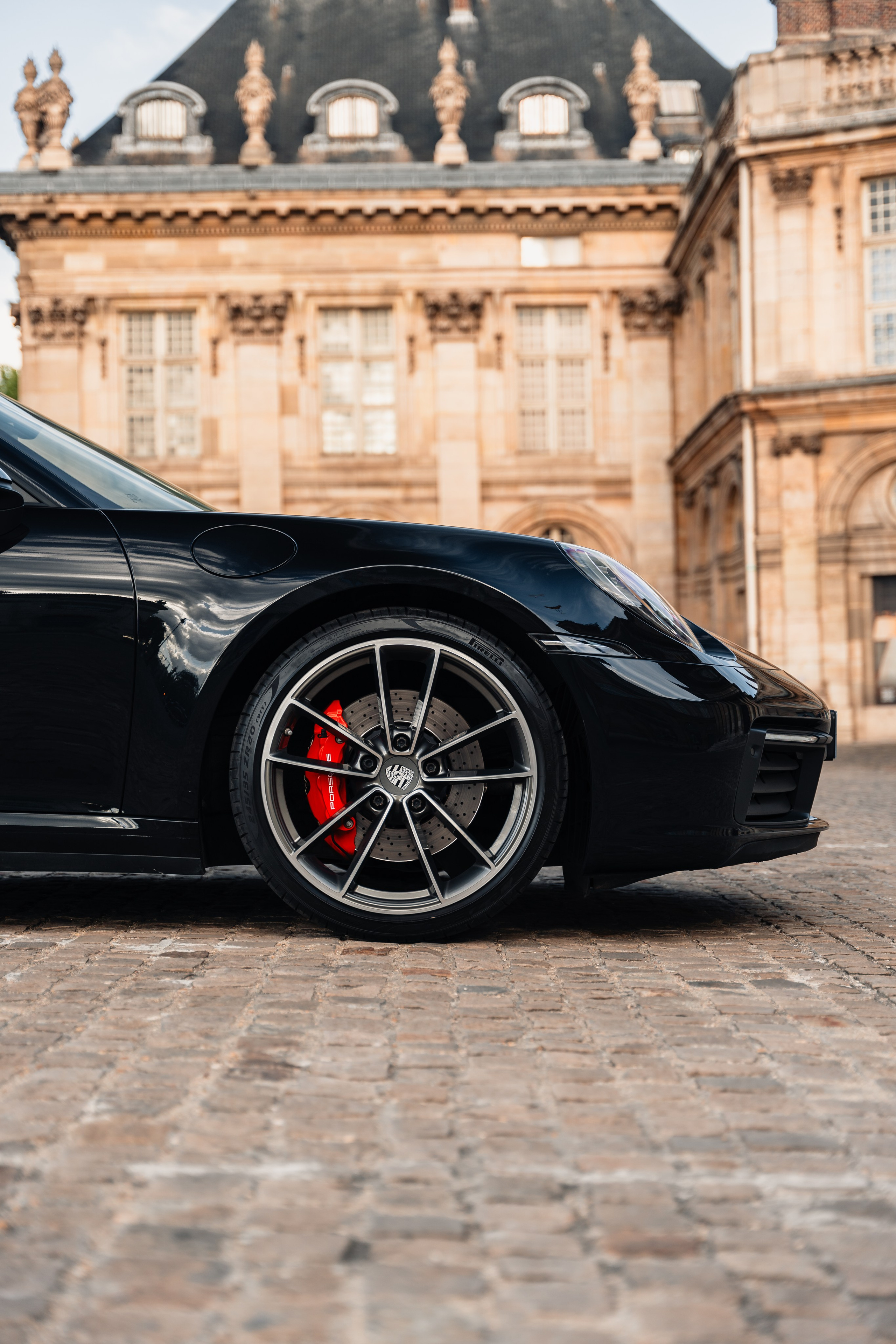 Porsche 911 Carrera 4 S Cabriolet. Photographer in Paris — Vitalii Motruk