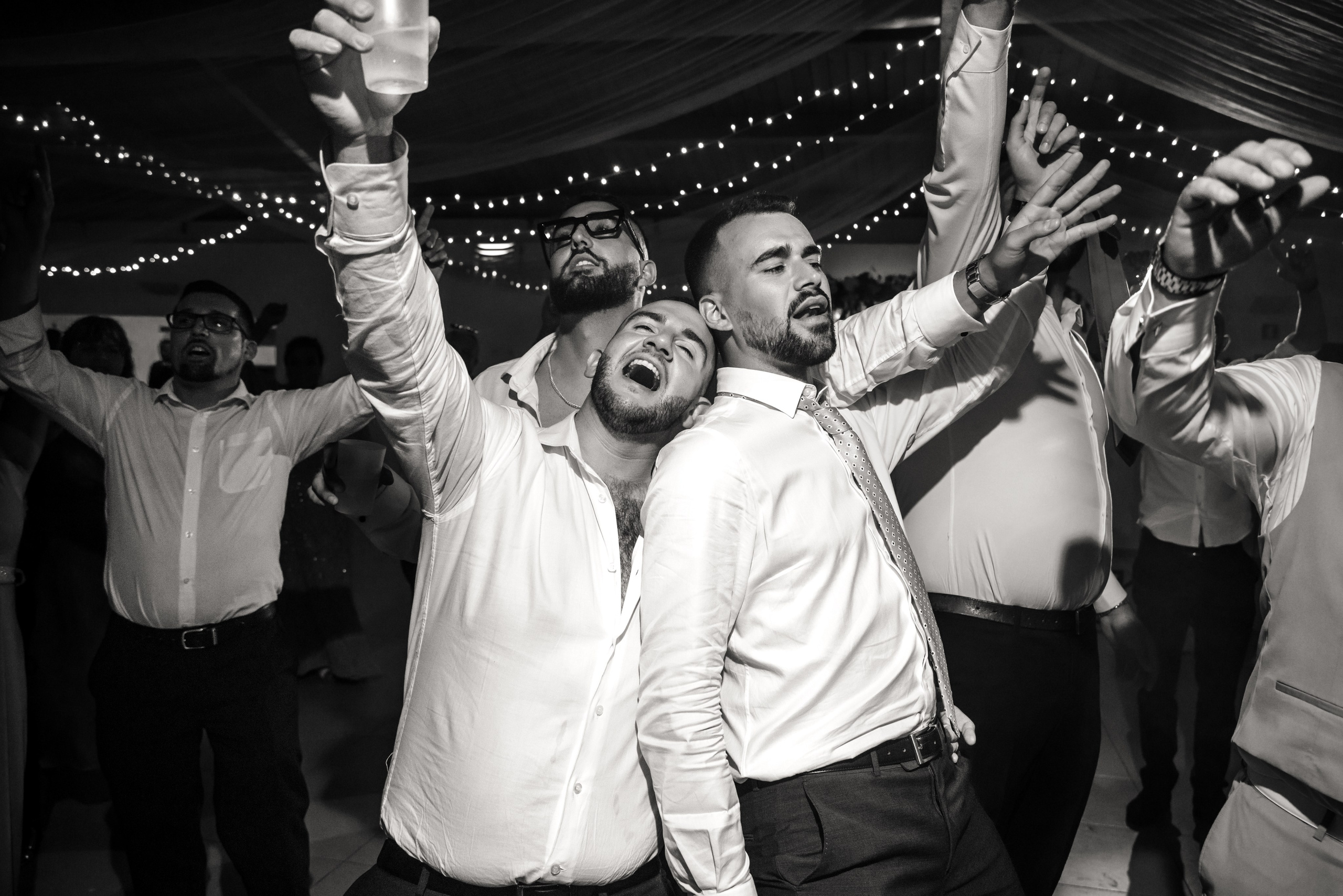 Wedding Photographer & Filmmaker in Portugal | Destination Weddings Europe | Ricardo & Mary Pictures