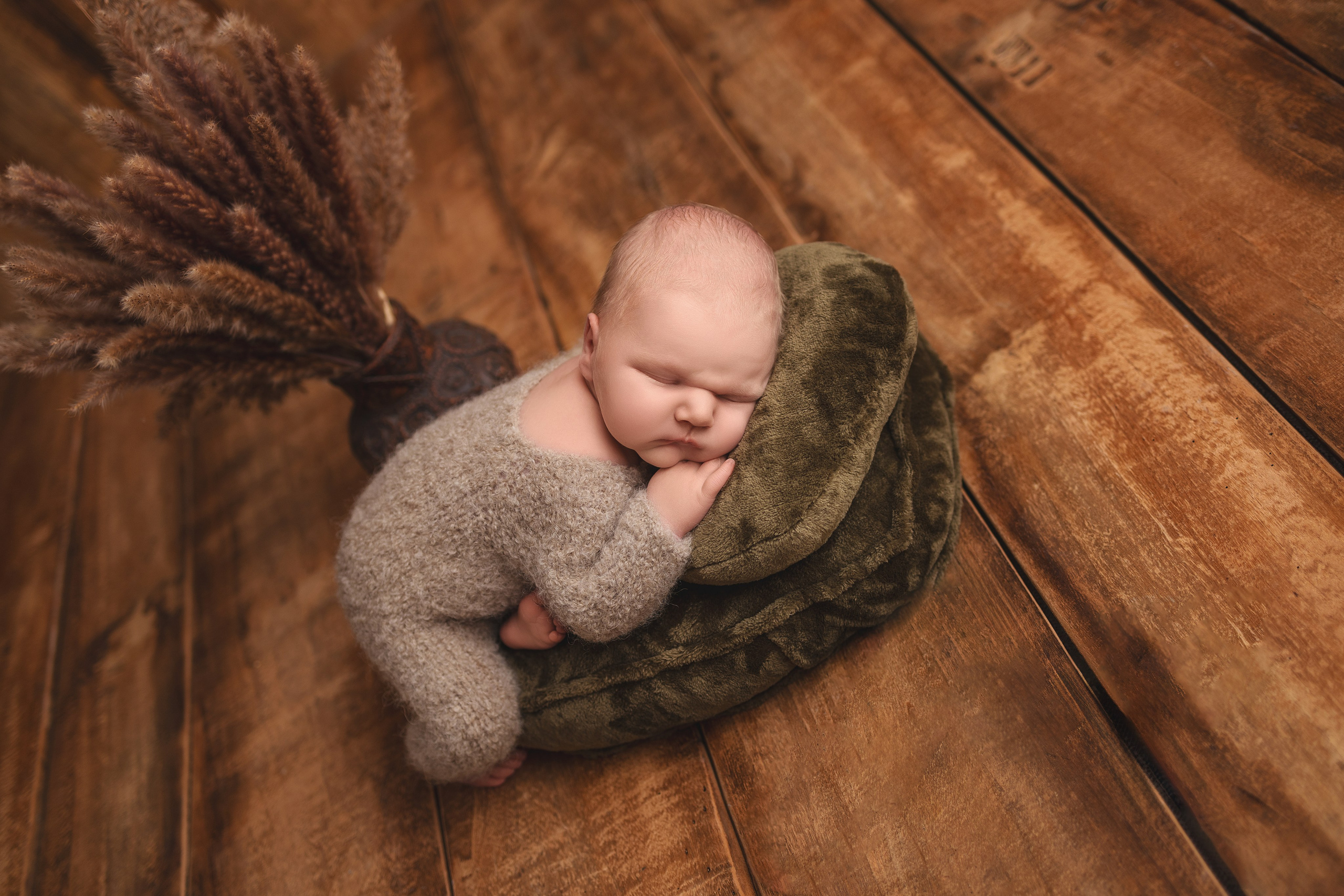 Neugeborene. Neugeborene- Schwangerschaft- und Kinder Fotografin in Lehre