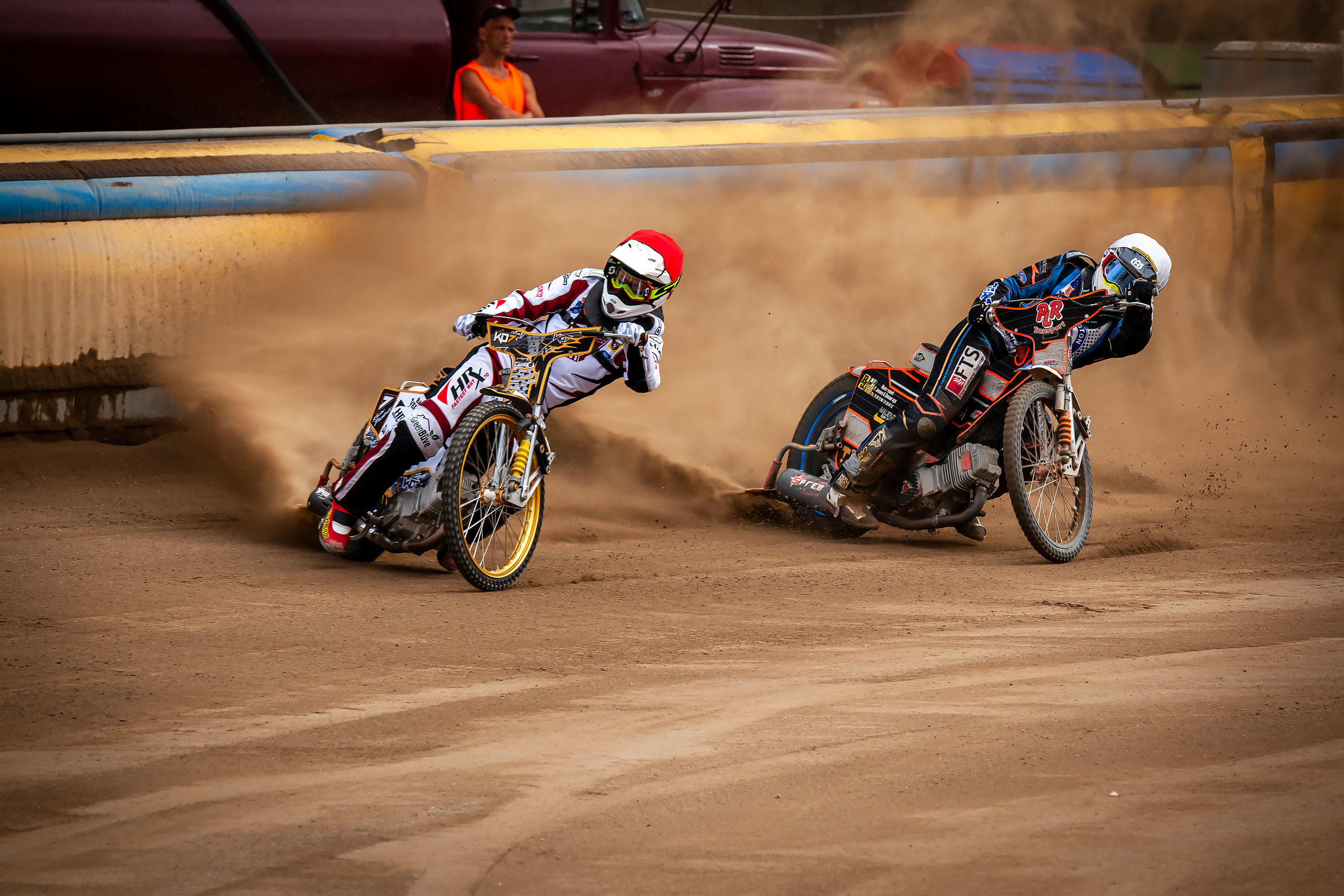 Latvijas čempionats / 2020. Fotogrāfs Romualds Rubenis un Artemijs Stašāns