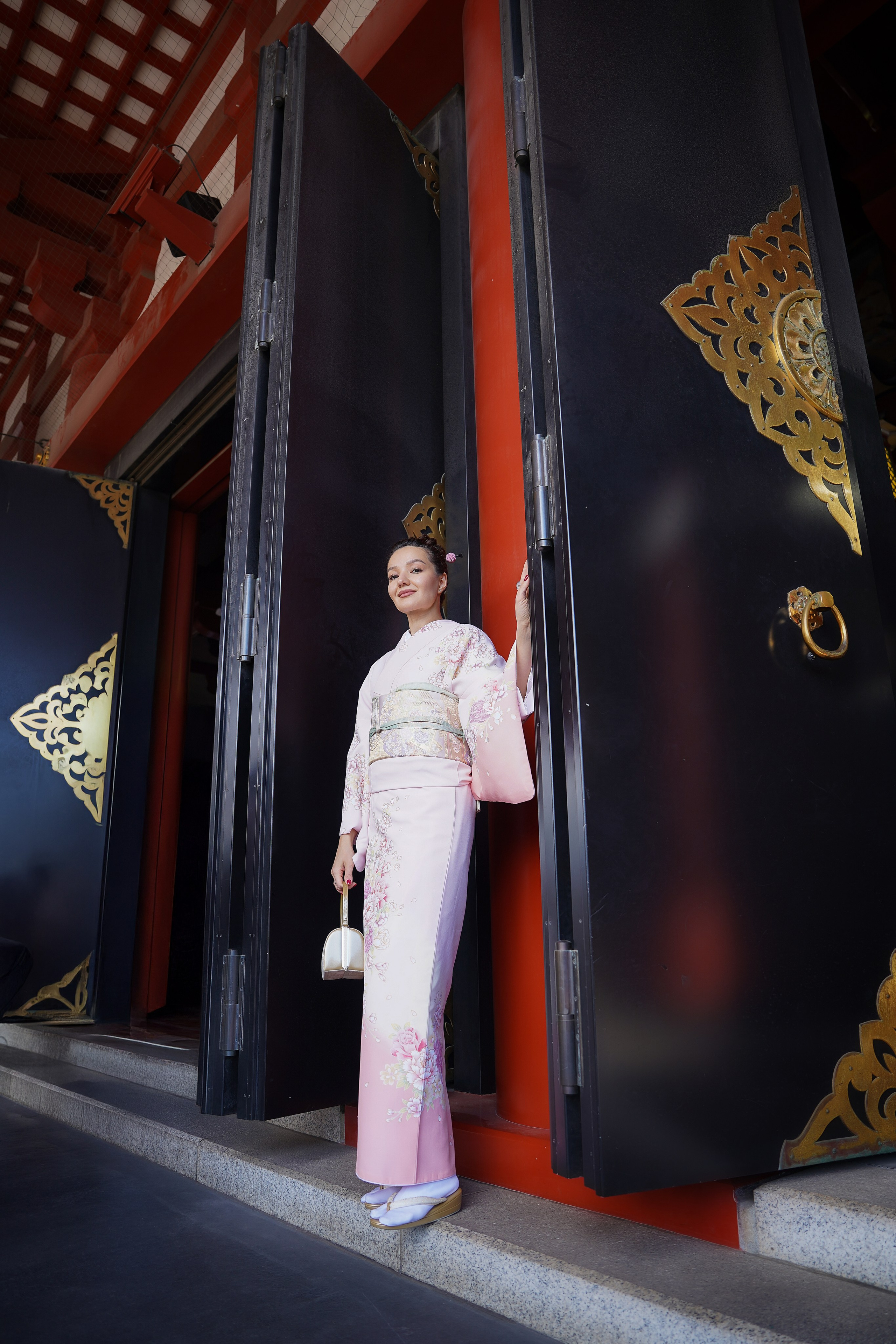 Khusnora. Фотограф в Токио Япония