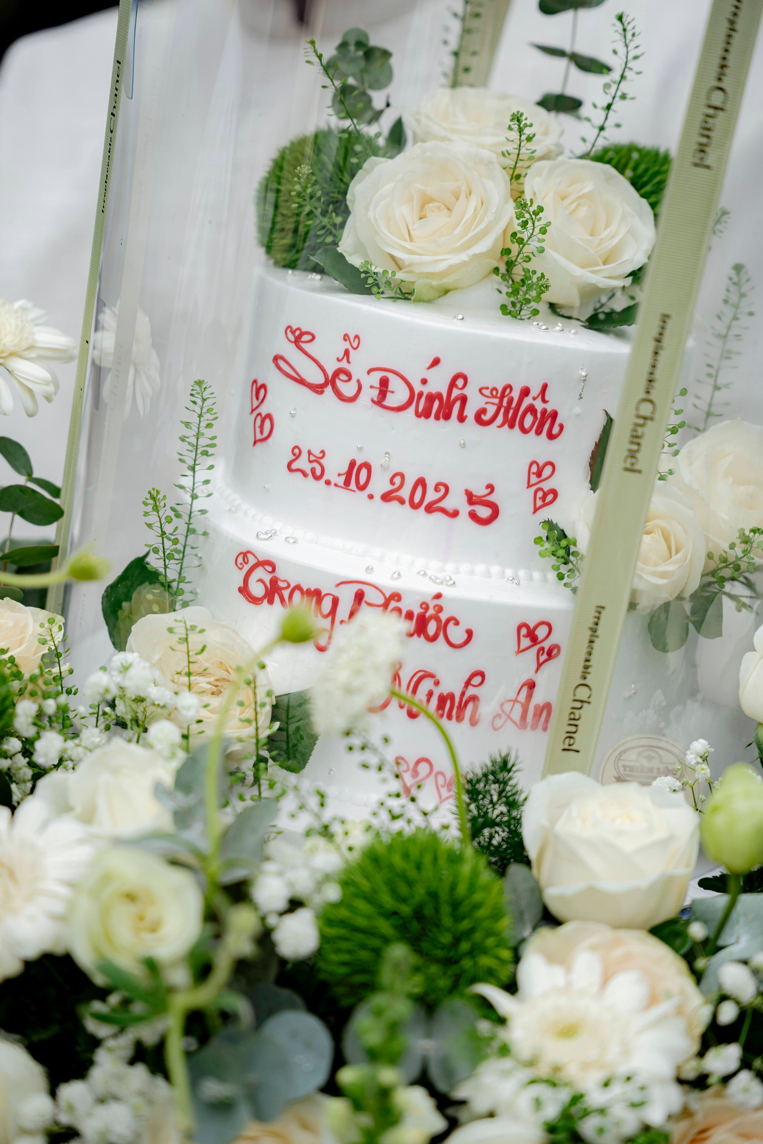 JOE & MIA. WEDDING PHOTOGRAPHER IN VIETNAM