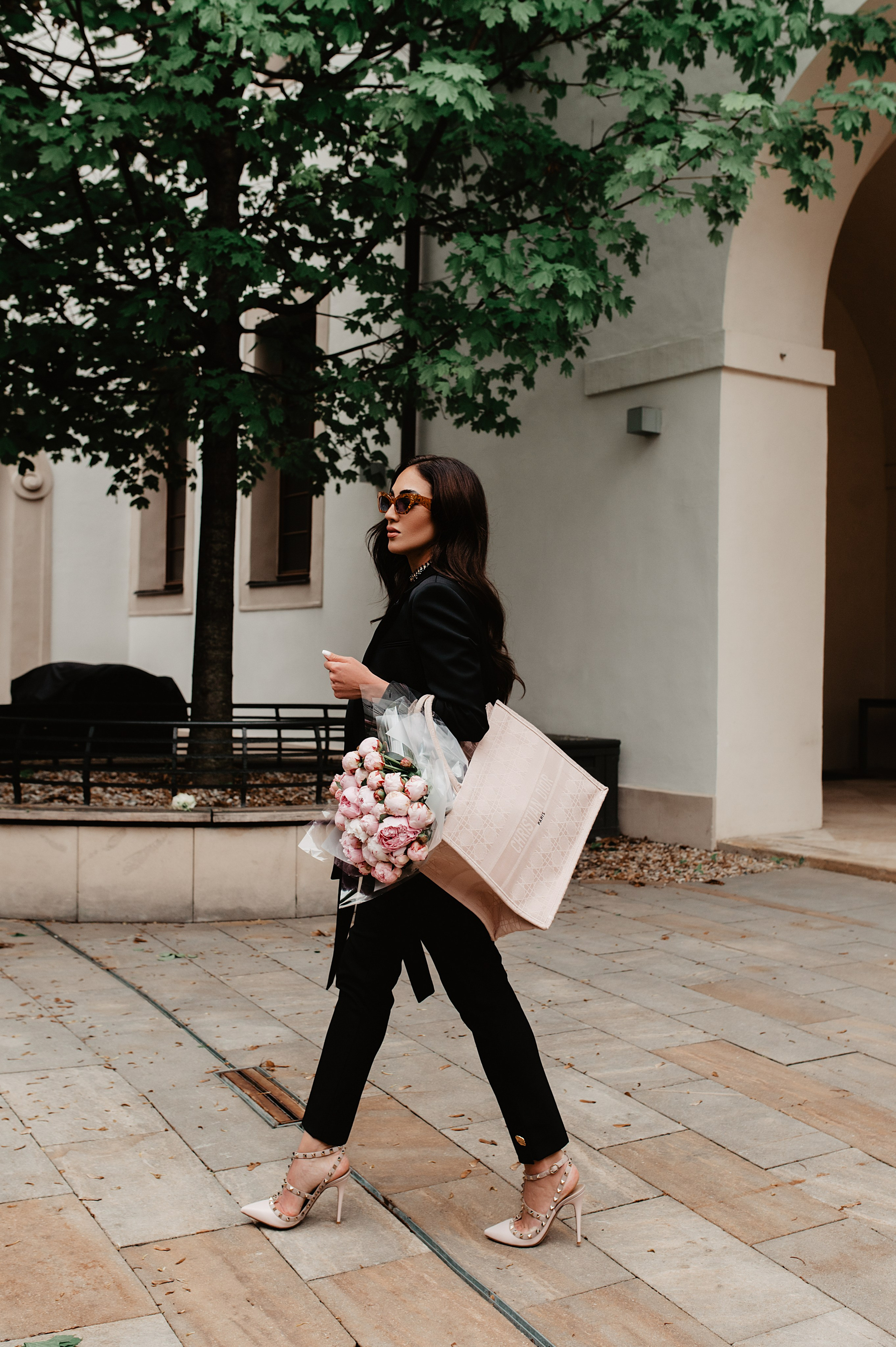 Nairi&ari. ANNA-MARIA PHOTO CONTENT CREATOR — photographer, aesthete, artist, and visual expert for Instagram in Prague