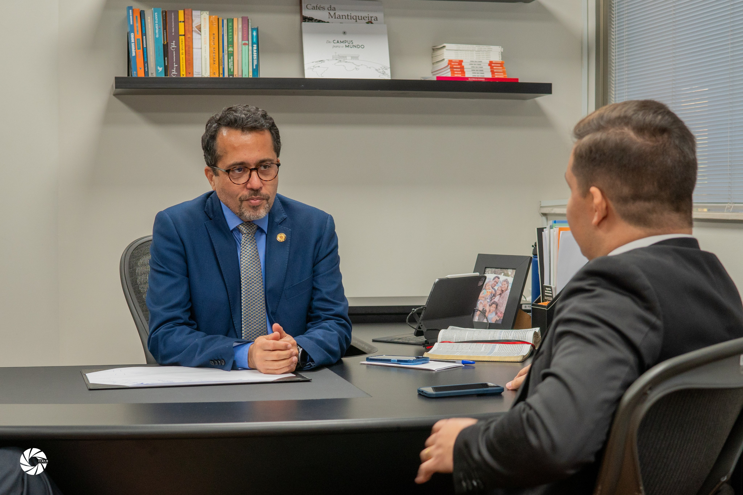 Corporativo/Politico