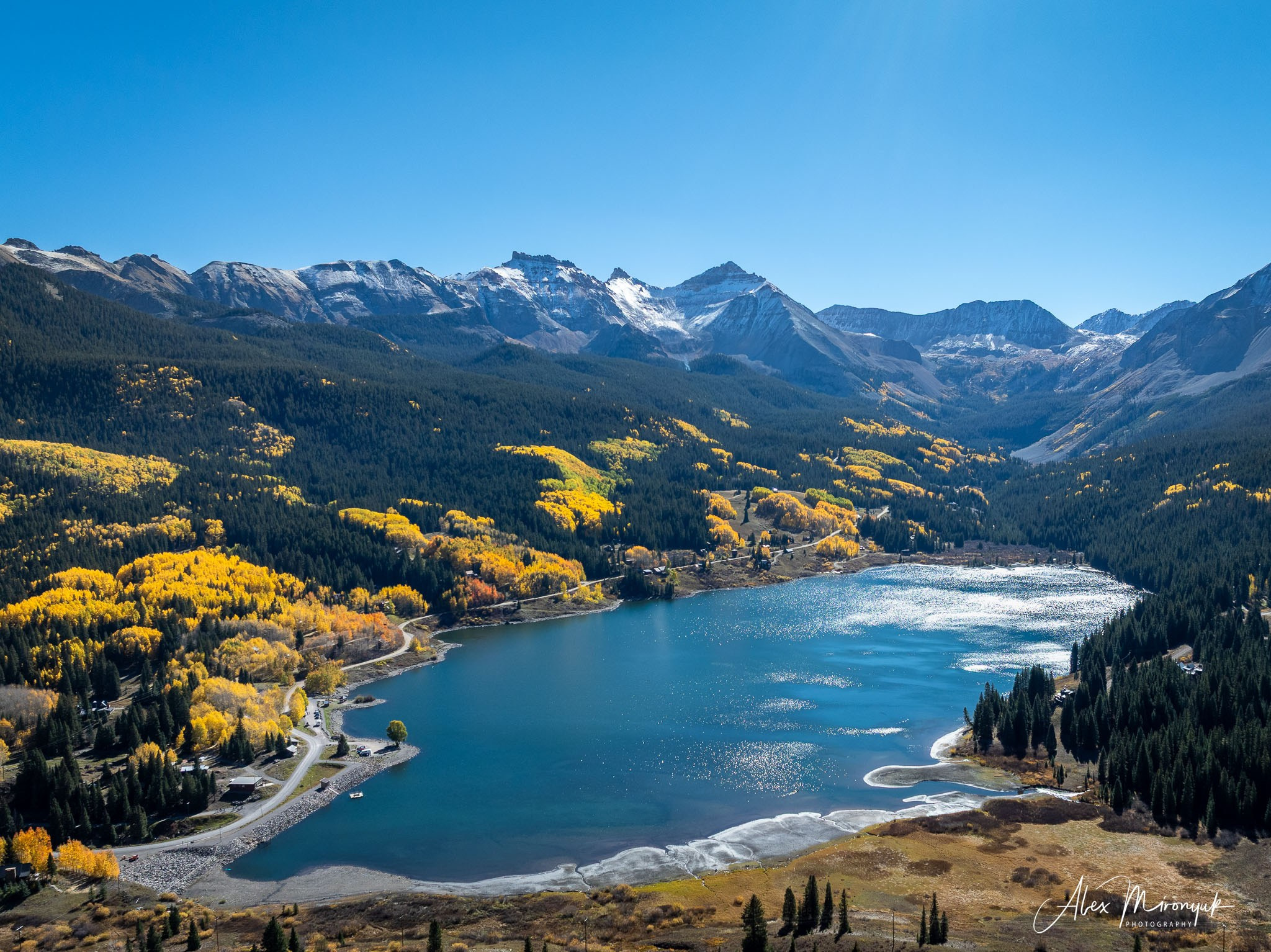 Fall Colors Of Colorado. Pet, Senior, Landscape, portrait studio, photographer in Miami and Sou