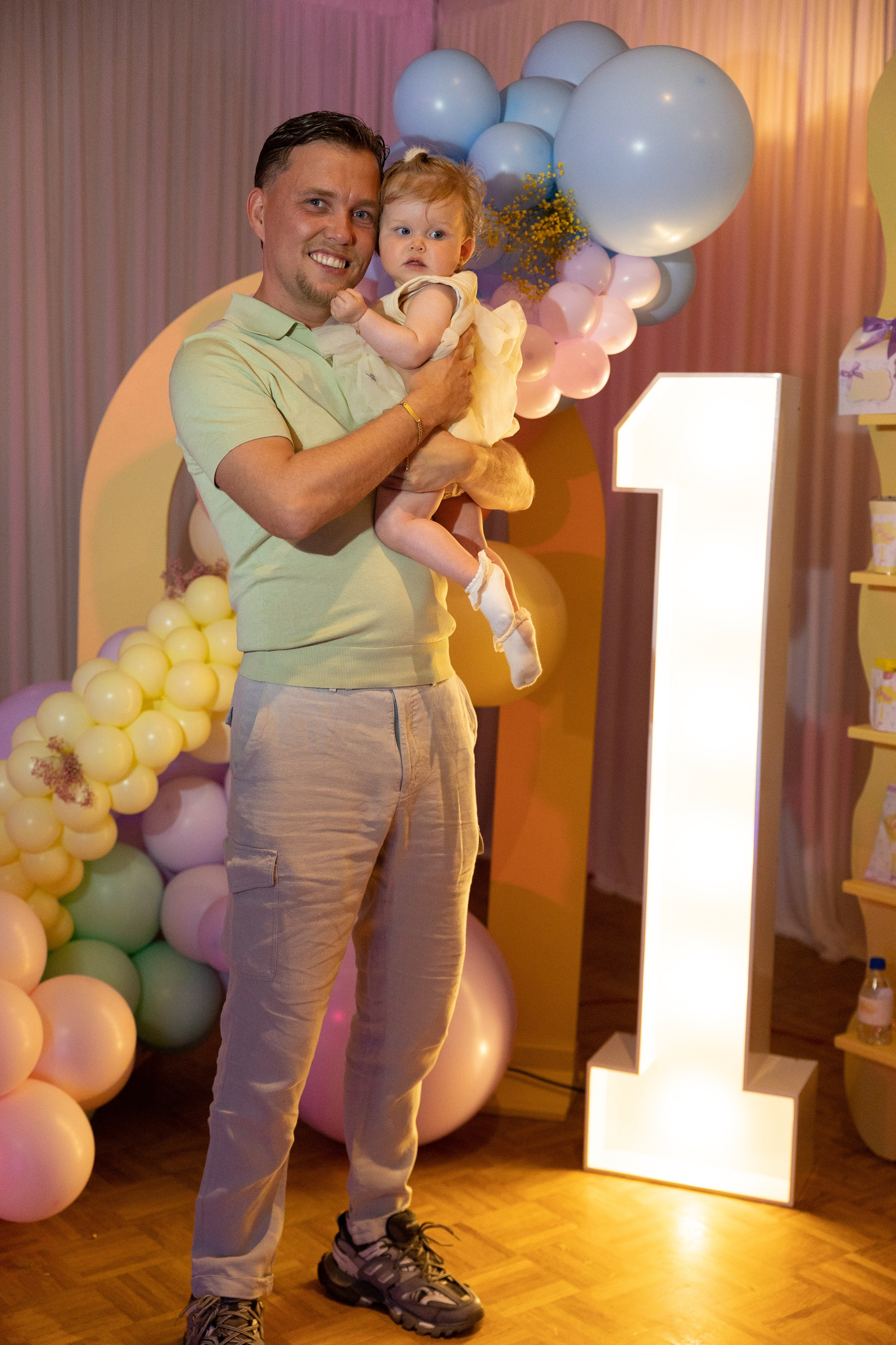 1 st Birthday. Portrait and Family Photographer in Netherlands