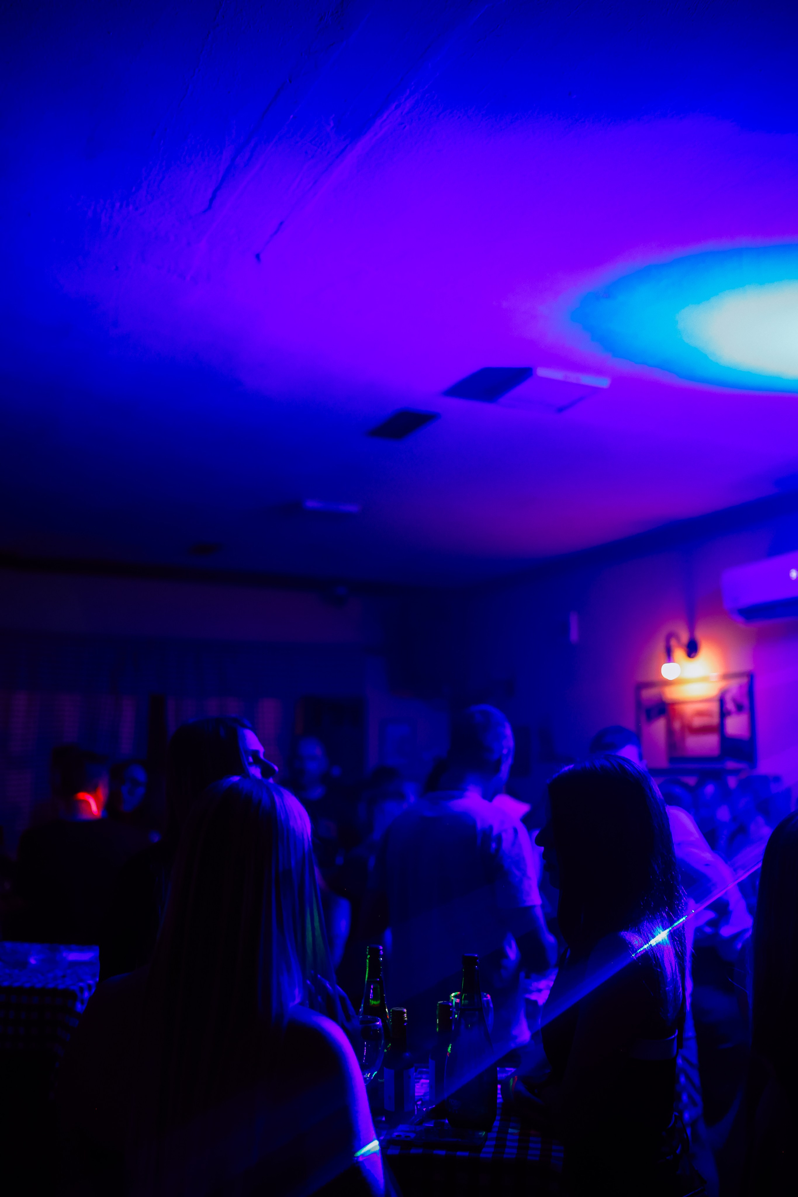 Zurke 90tih — Kafana Gradska Biblioteka. Foto Simic Jagodina