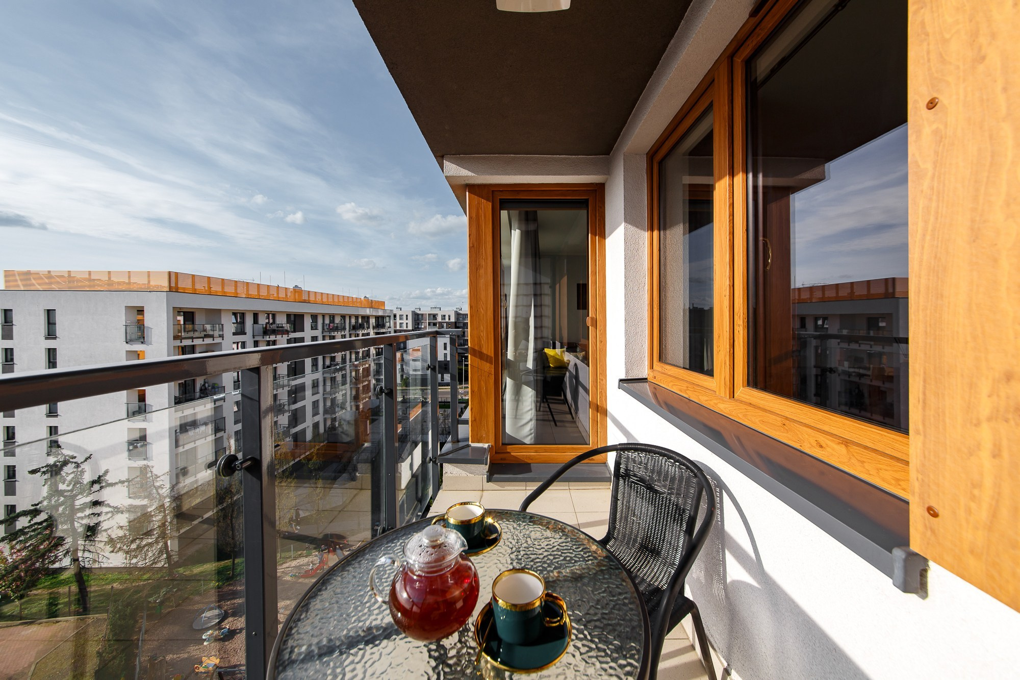 Fotografia nieruchomości, wnętrz, mieszkań, restauracji, biur i apartamentów. Wedding and portrait photographer in Poland Vitali Frozen