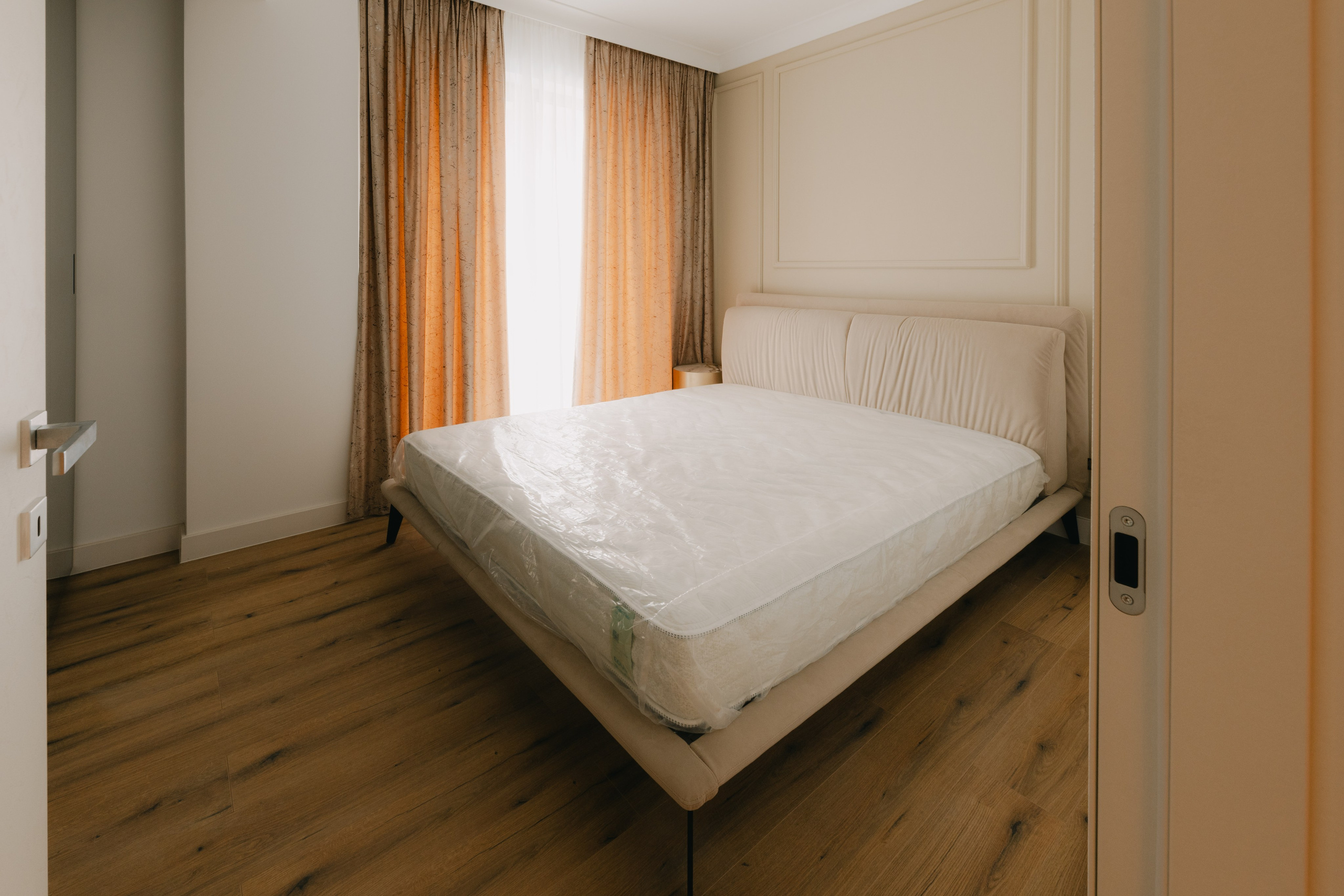 Imobiliare & Interioare - Foto