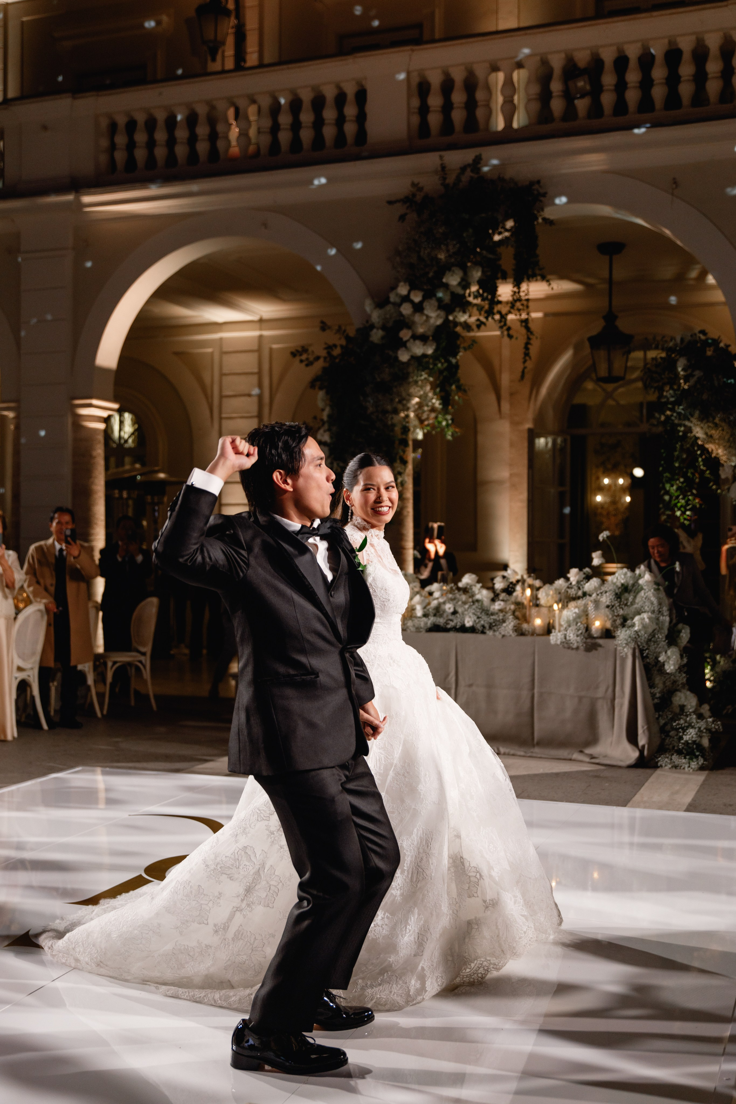 Wedding photographer Italy Rome, Tuscany, Lake Como, Sicily, Puglia. Wedding Photographer Rome Tuscany Como Sicily Puglia Amalfy Italy- Oksana Savenchuk