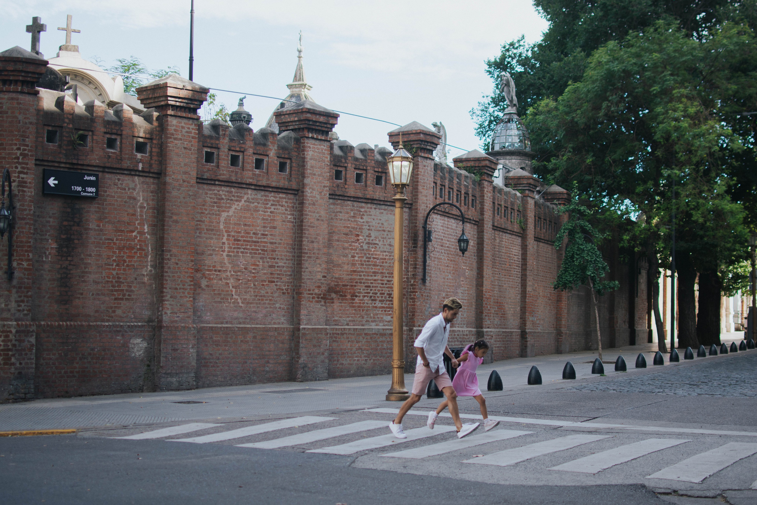 At dawn. Buenos Aires. Photography. Photographer @elmirkami in the city of Buenos Aires