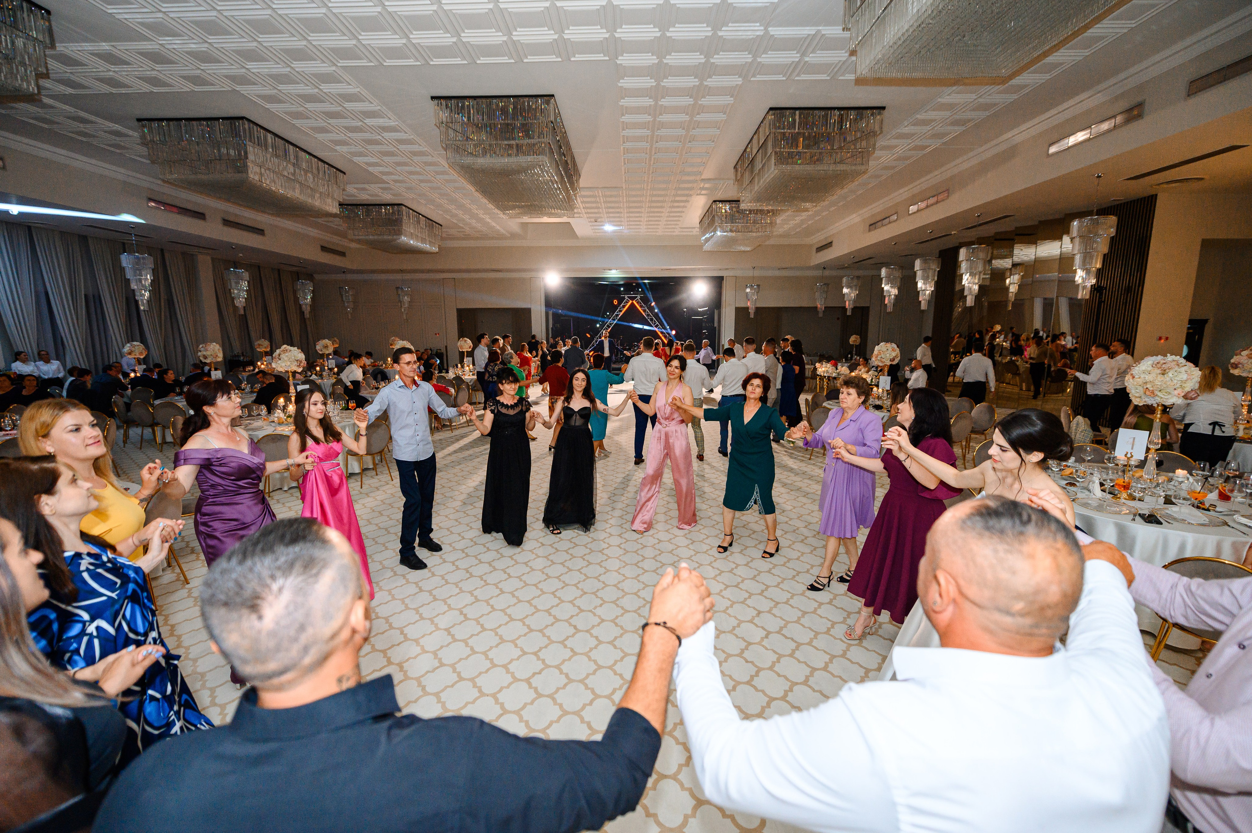 Madalina & Ovidiu. Mugurel Olteanu Fotograf