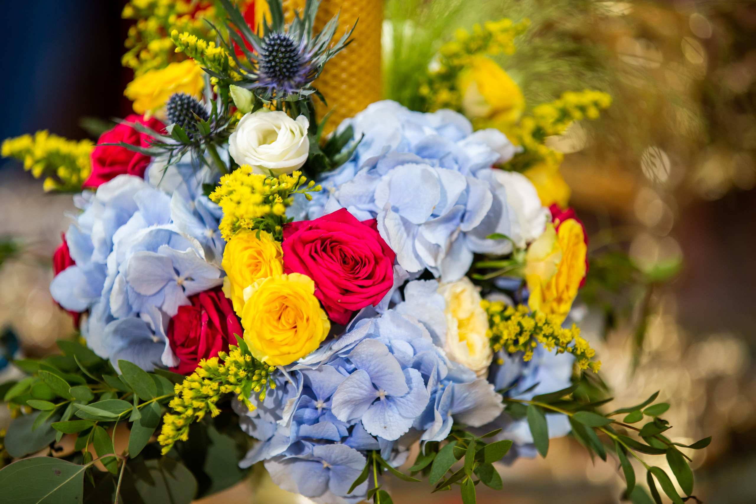 “Bebeluș botezat în biserică, ținut în brațe de nași”	•	“Detaliu cu lumânarea de botez decorată cu flori albe”	•	“Părinți emoționați alături de copilul lor la ceremonia de botez”	•	“Masa festivă de botez cu decor tematic și tort personalizat”	•	“Momentul în care preotul toarnă apă sfințită pe fruntea bebelușului”	“Bebeluș în rochie albă de botez, zâmbind în brațele mamei”	•	“Detaliu cu cruciulița de botez așezată pe o pernă de satin”	•	“Părinți și nași aprinzând lumânările în timpul ceremoniei de botez”	•	“Tort de botez decorat cu figurine tematice și numele copilului”	•	“Copil botezat dormind liniștit în pătuțul decorat festiv”	•	“Momentul în care preotul binecuvântează copilul în fața altarului”	•	“Invitați adunându-se în jurul mesei festive la petrecerea de botez”	•	“Bebeluș ținând în mână o jucărie personalizată primită la botez”	•	“Familie fericită pozând împreună după ceremonia de botez”	•	“Decor tematic cu baloane și flori la locația petrecerii de botez” fotograf Botoșani fotograf evenimente fotograf botez Alin Chirila fotograf alinofotostudio,- Preotul ținându-l pe micuțul Mathias Gabriel la botez, în biserica Înălțarea Domnului, Copălău  - Detalii de la botezul lui Mathias – lumânare, trusou și icoană  - Familia lui Mathias Gabriel alături de micuț, în ziua botezului  - Portret emoționant cu mama și bebelușul în brațe, în biserică,fotograf profesionist evenimente Botoșani, Iași, Suceava, Fălticeni, Bacău, Pașcani, Roman - AlinoFotoStudio by Alin Chirilă - servicii foto nuntă, botez, cununie, ședințe foto creative, albume personalizate, fotografii emoționante și calitative pentru cele mai importante momente din viață,fotograf nuntă Botoșani Alin Chirilă,  ședință foto botez Iași - AlinoFotoStudio,  servicii fotograf profesionist evenimente Suceava,  fotograf cununie civilă Fălticeni - Alin Chirilă,  album foto nuntă personalizat Bacău.“Bebeluș botezat în biserică, ținut în brațe de nași”	•	“Detaliu cu lumânarea de botez decorată cu flori albe”	•	“Părinți emoționați alături de copilul lor la ceremonia de botez”	•	“Masa festivă de botez cu decor tematic și tort personalizat”	•	“Momentul în care preotul toarnă apă sfințită pe fruntea bebelușului”	“Bebeluș în rochie albă de botez, zâmbind în brațele mamei”	•	“Detaliu cu cruciulița de botez așezată pe o pernă de satin”	•	“Părinți și nași aprinzând lumânările în timpul ceremoniei de botez”	•	“Tort de botez decorat cu figurine tematice și numele copilului”	•	“Copil botezat dormind liniștit în pătuțul decorat festiv”	•	“Momentul în care preotul binecuvântează copilul în fața altarului”	•	“Invitați adunându-se în jurul mesei festive la petrecerea de botez”	•	“Bebeluș ținând în mână o jucărie personalizată primită la botez”	•	“Familie fericită pozând împreună după ceremonia de botez”	•	“Decor tematic cu baloane și flori la locația petrecerii de botez” fotograf Botoșani fotograf evenimente fotograf botez Alin Chirila fotograf alinofotostudio.fotograf botez Amelis Maria, fotografie botez Botoșani, fotograf Alin Chirilă, amintiri botez, fotografii botez, botez Amelis Maria, fotograf copii, fotografie botez în Botoșani,