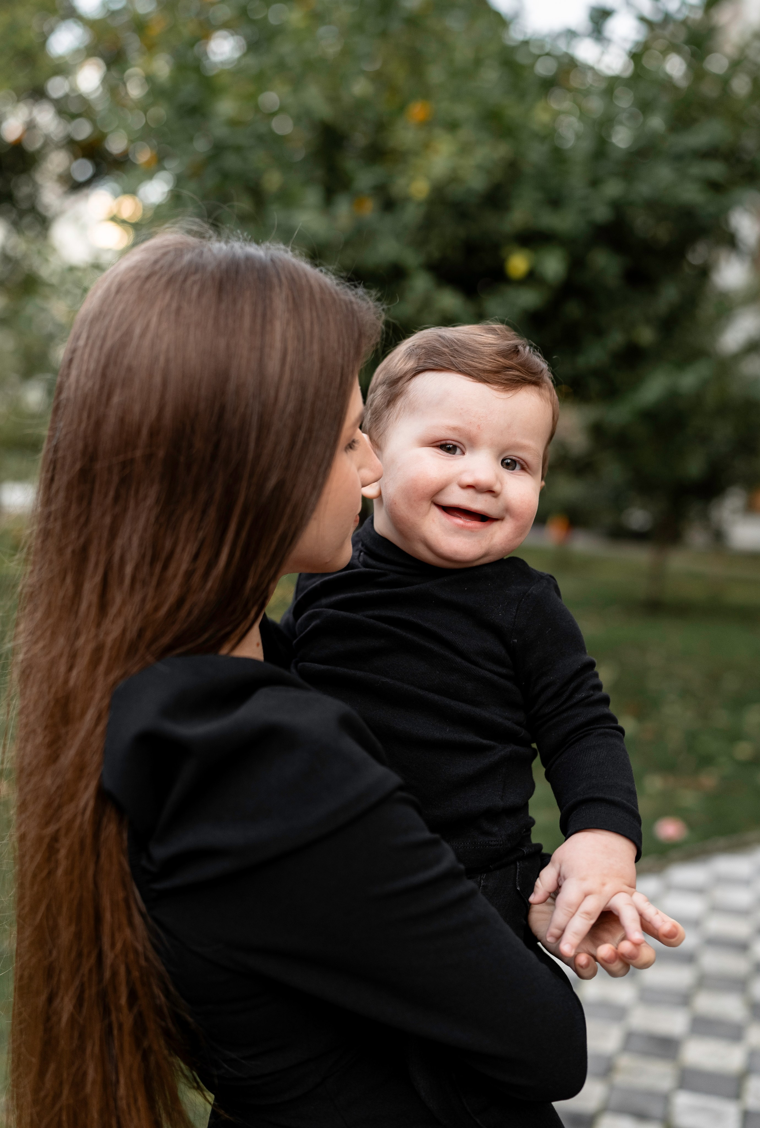 Artem, Nadia & Elisha. Family photographer in Sacramento | Sofia Pavenko