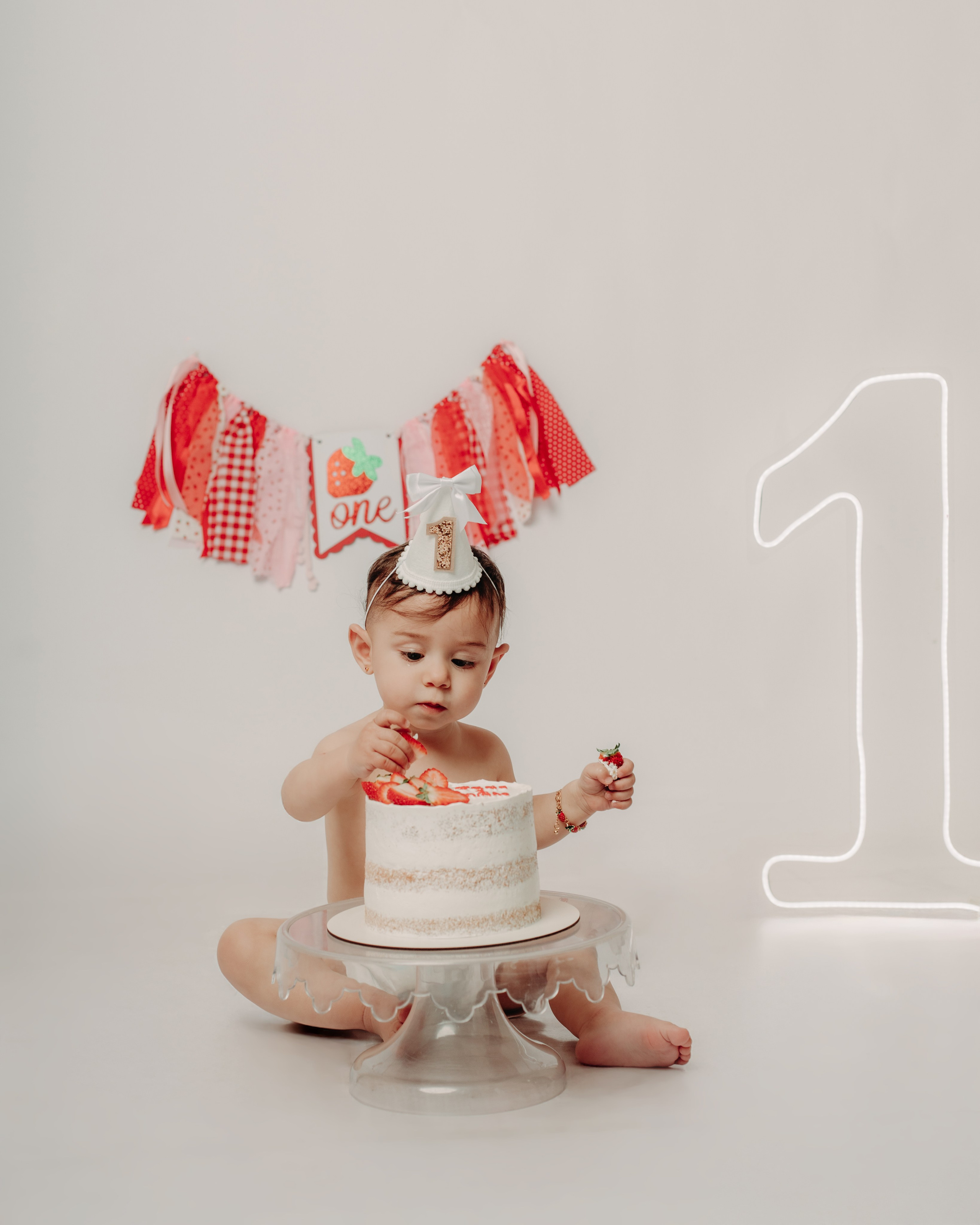 2025 | Jade — Smash The Cake — Estudio. Denis Damasceno | Fotografia