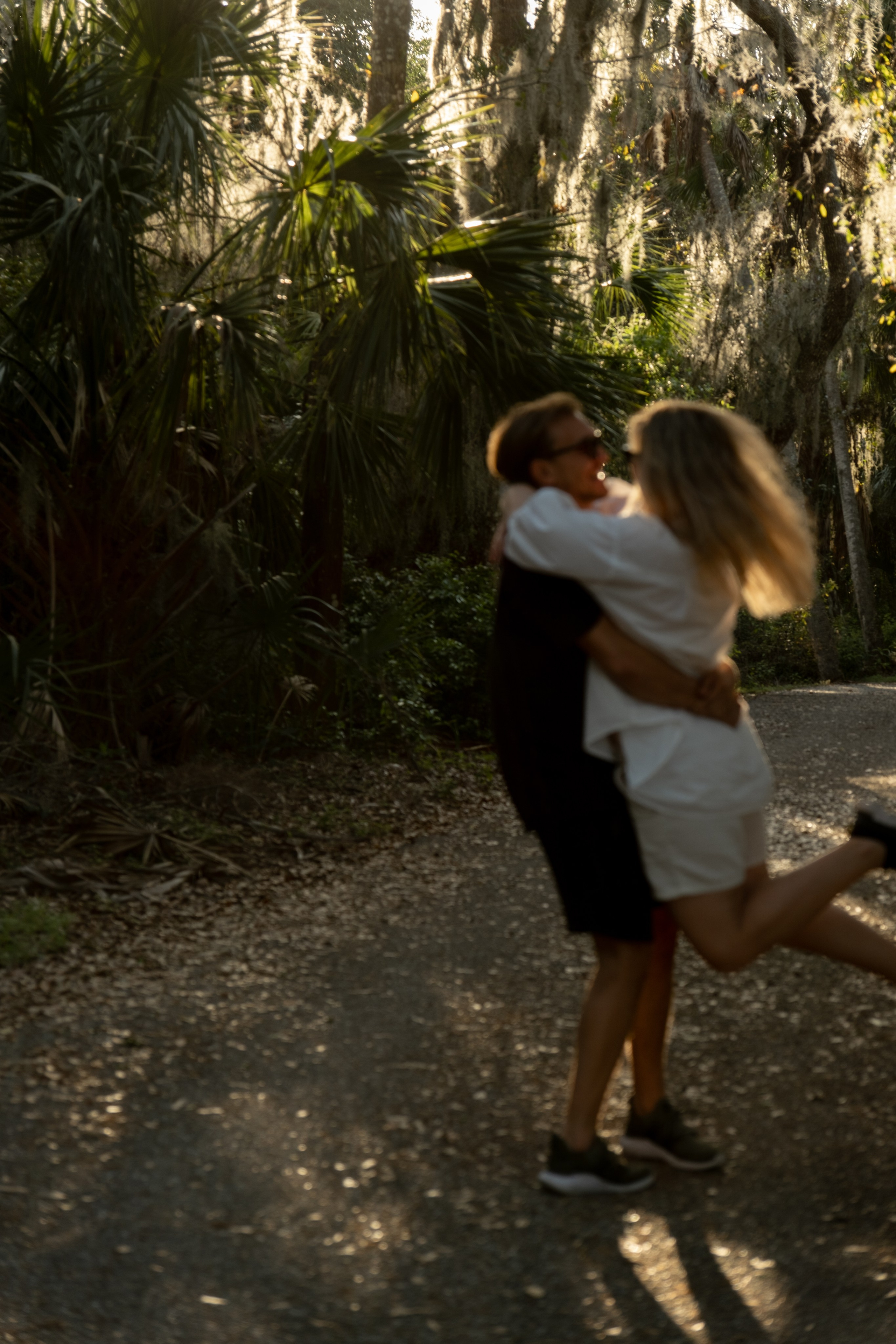 Olya & Misha. Photographer Vladmir Gladkov