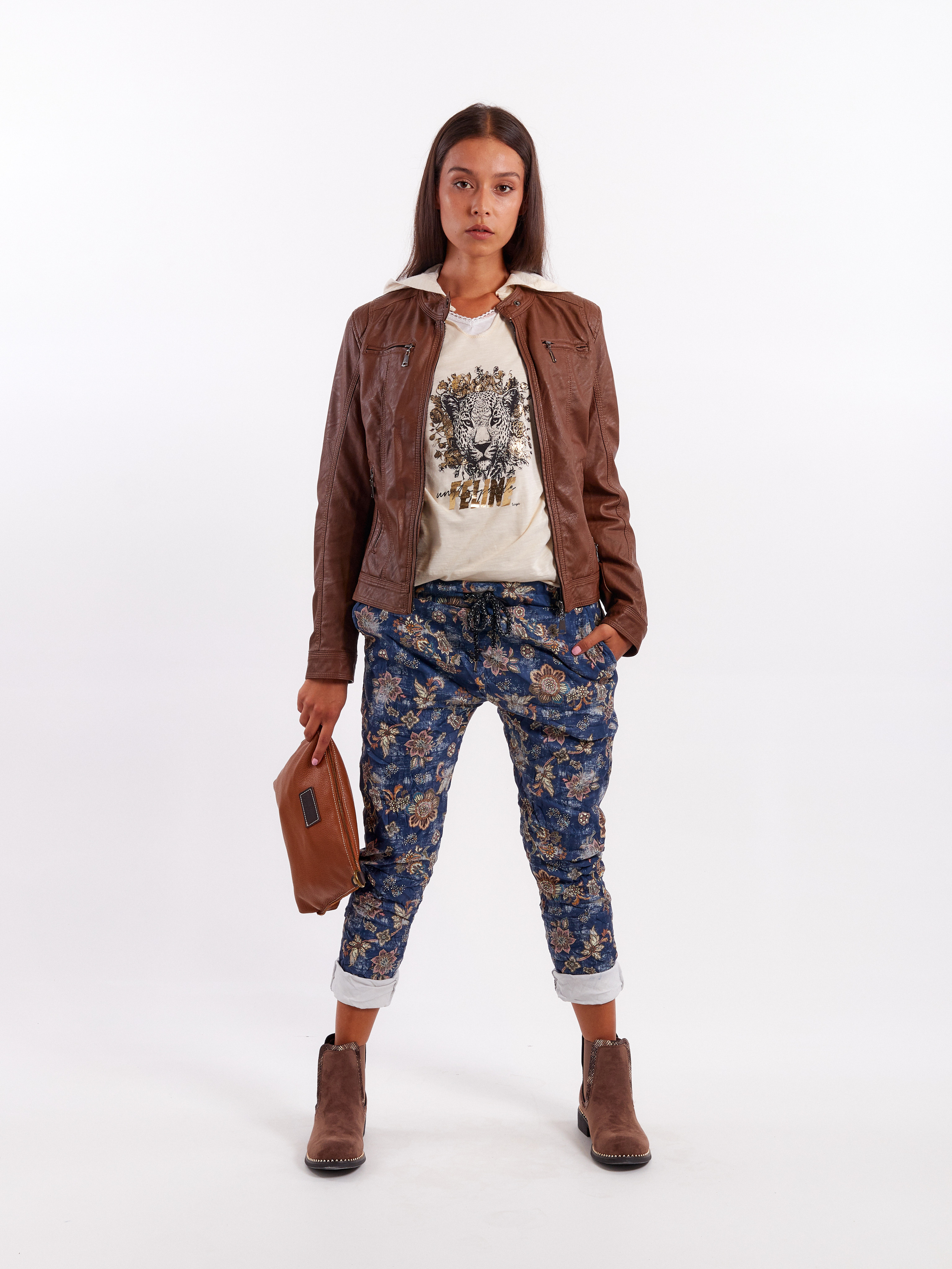 Catalogue — FarolaModa. Visual content creator, photographer in Eindhoven Anastasia Sarkisova