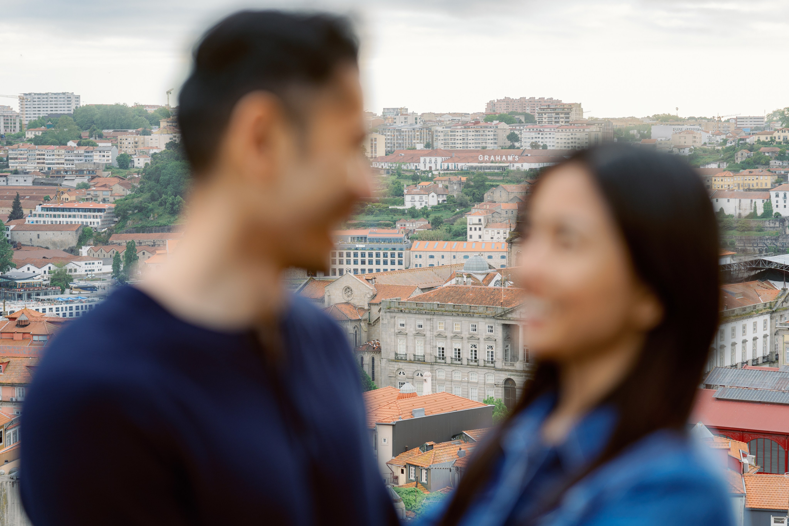 Michele & Darar in Porto. Porto Travel Photographer | Couples & Vacation Photos in Portugal — WePortugal
