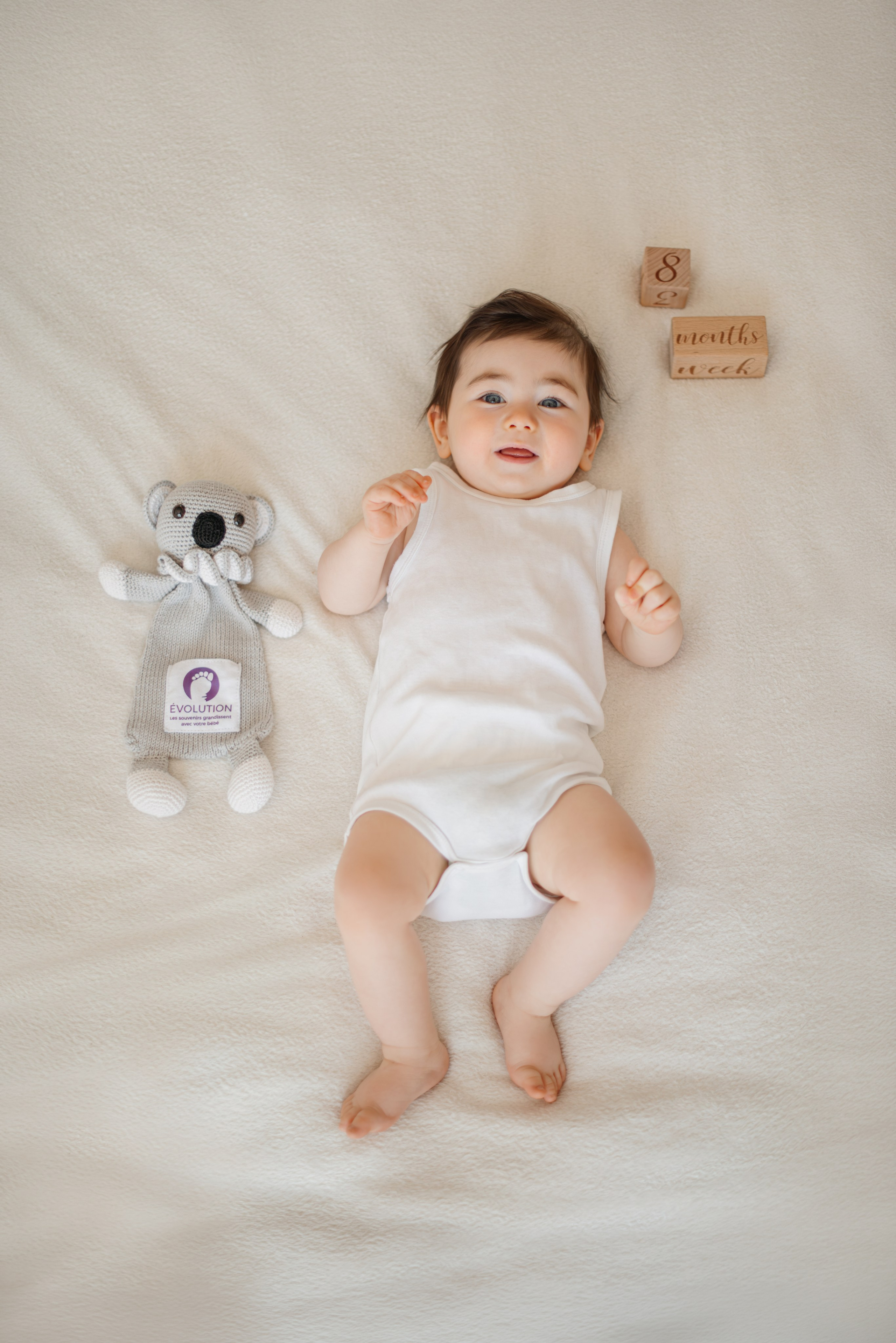 Exemples de séances photo bébé & famille à Toulouse — Evolution. Evolution — projet photo du premier an de bébé à Toulouse