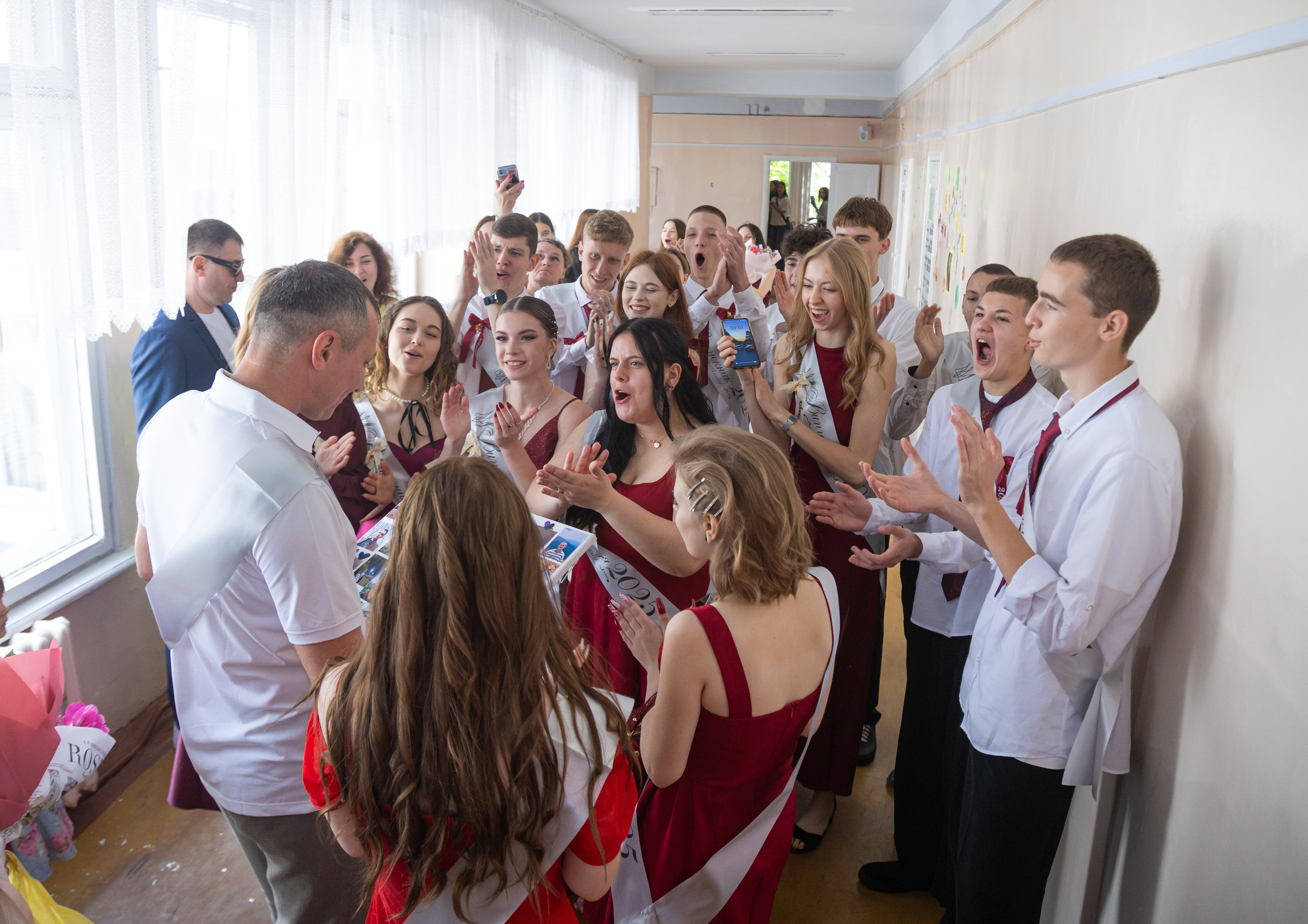 Пример фотосессии последний звонок и выпускной 11А, все в куче по очереди